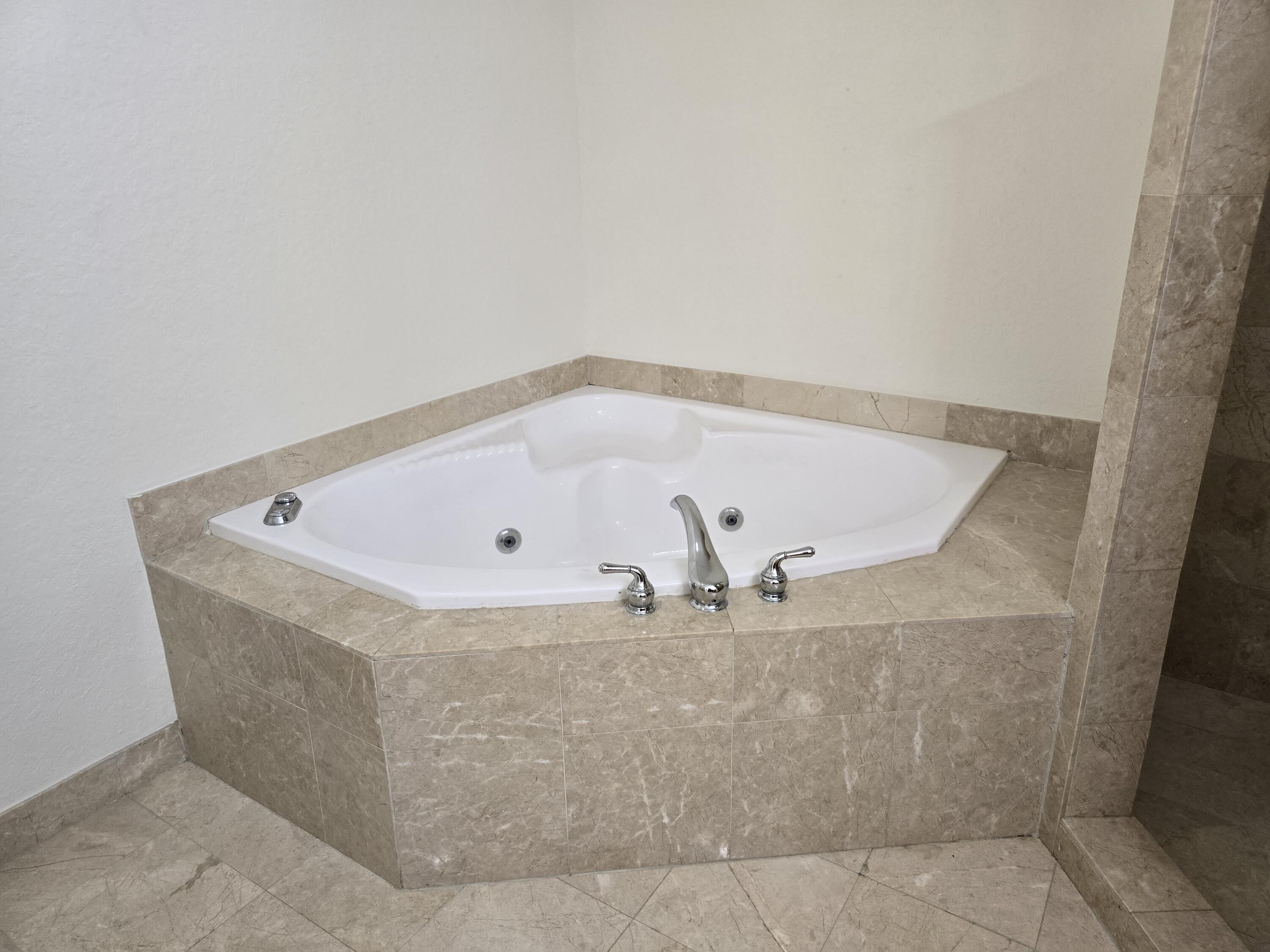 MLS #RX-11068037 image #23