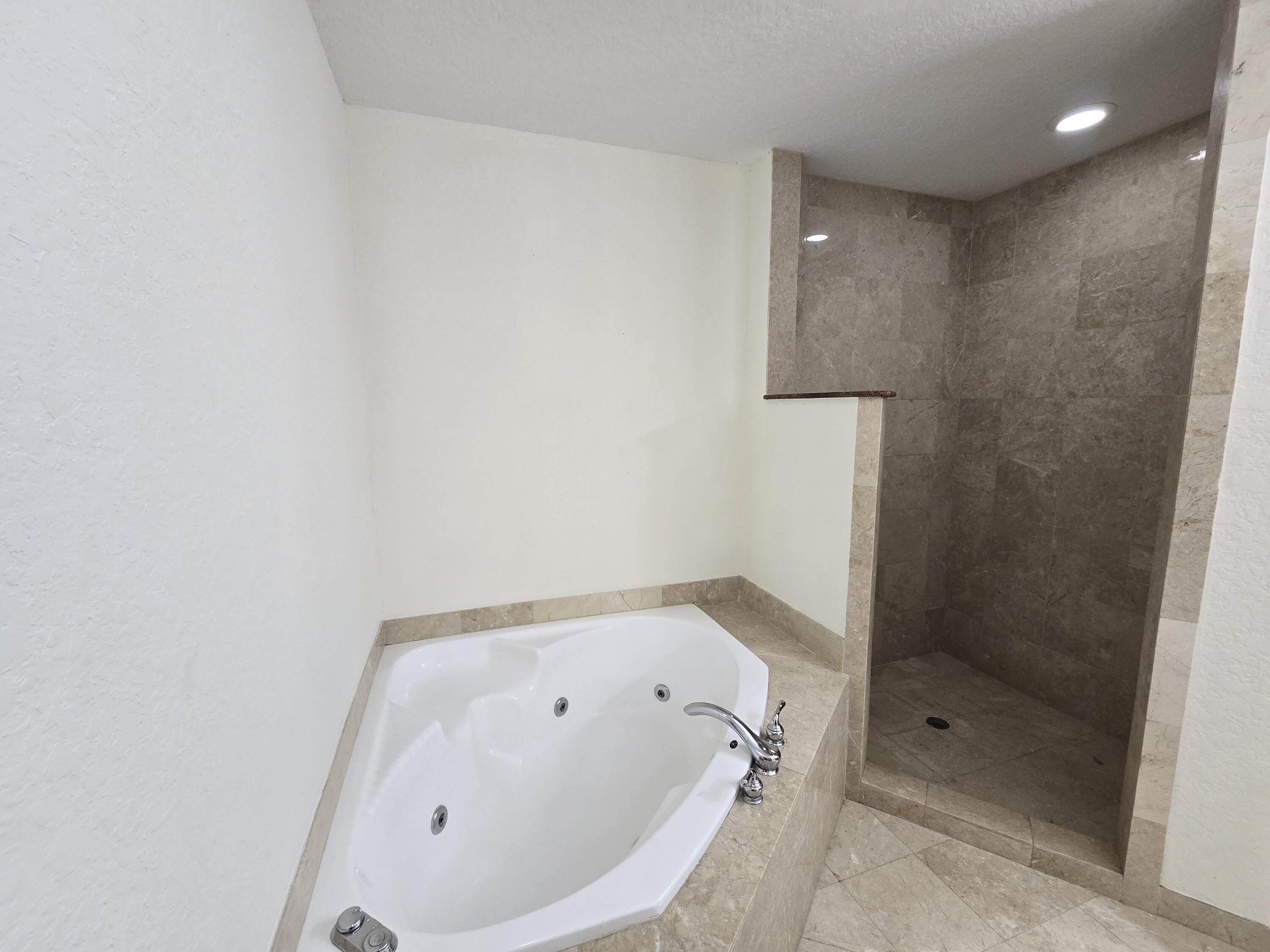 MLS #RX-11068037 image #24