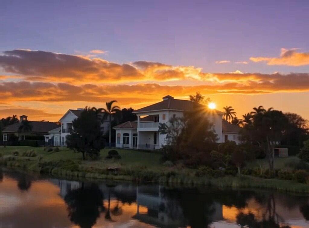 MLS #RX-11136755 image #0