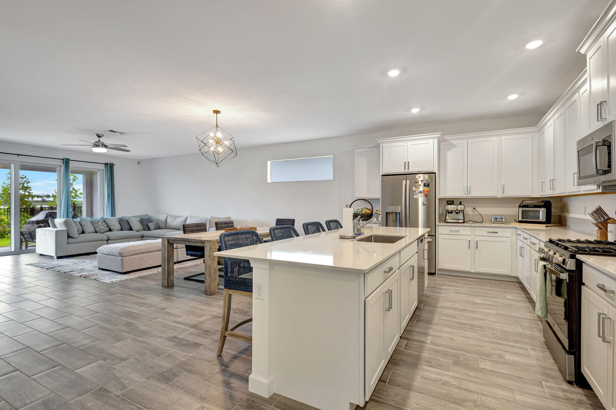 MLS #RX-11136817 image #2