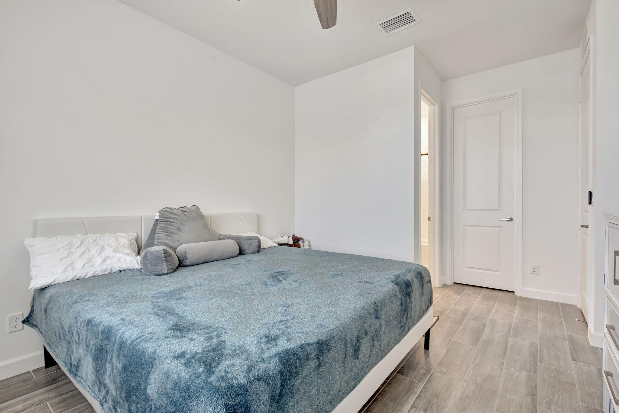 MLS #RX-11136817 image #24