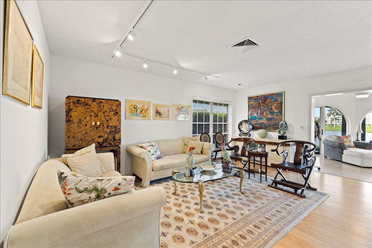 MLS #RX-11136854 image #10