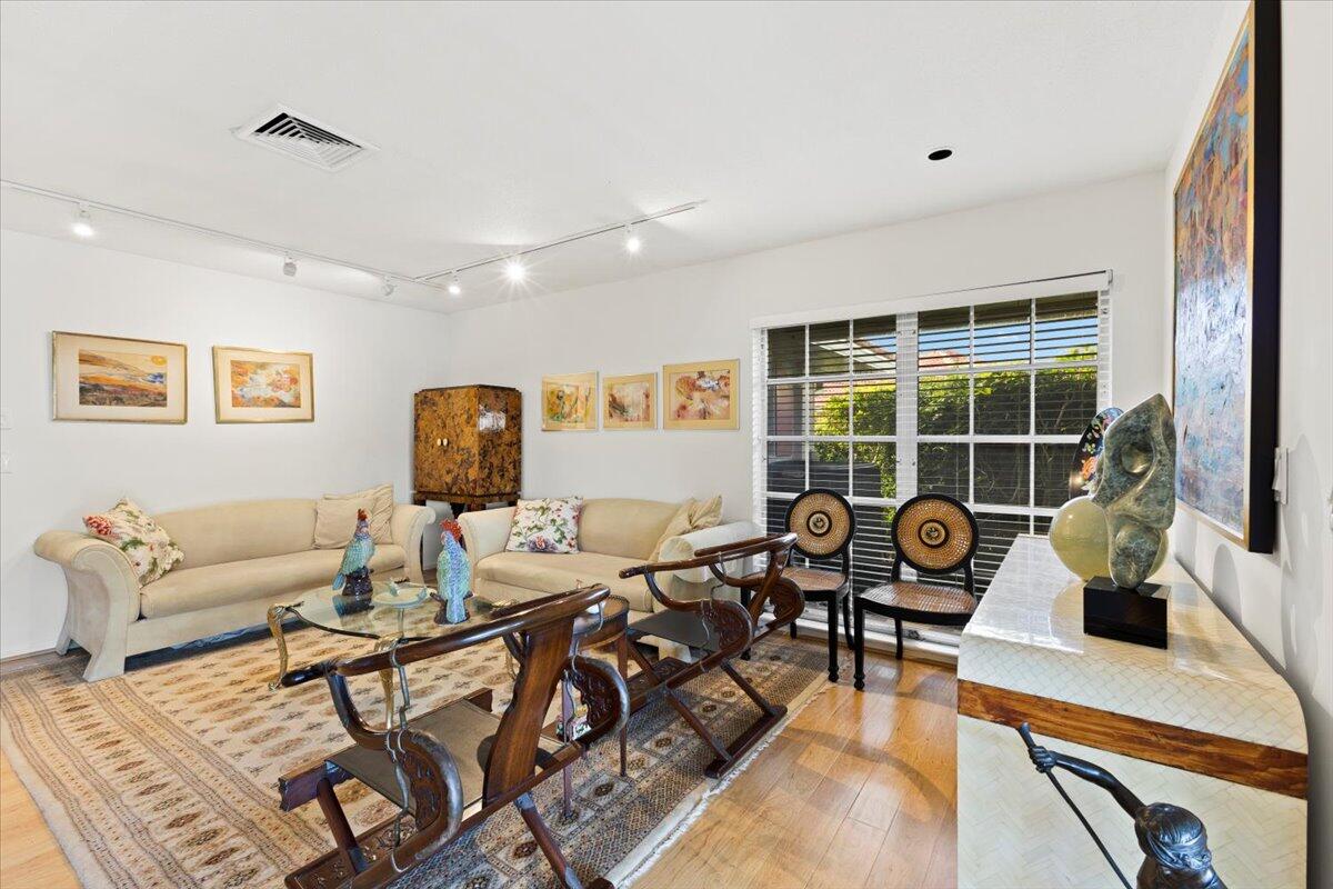 MLS #RX-11136854 image #11