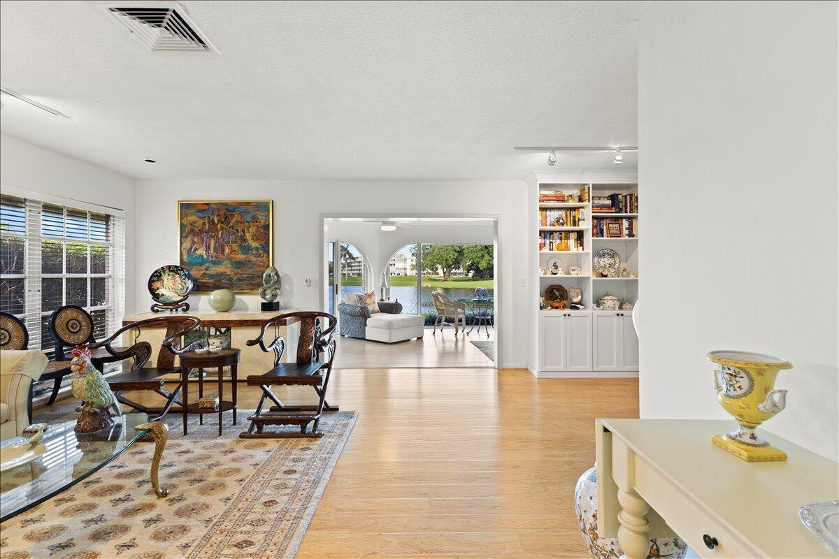 MLS #RX-11136854 image #9