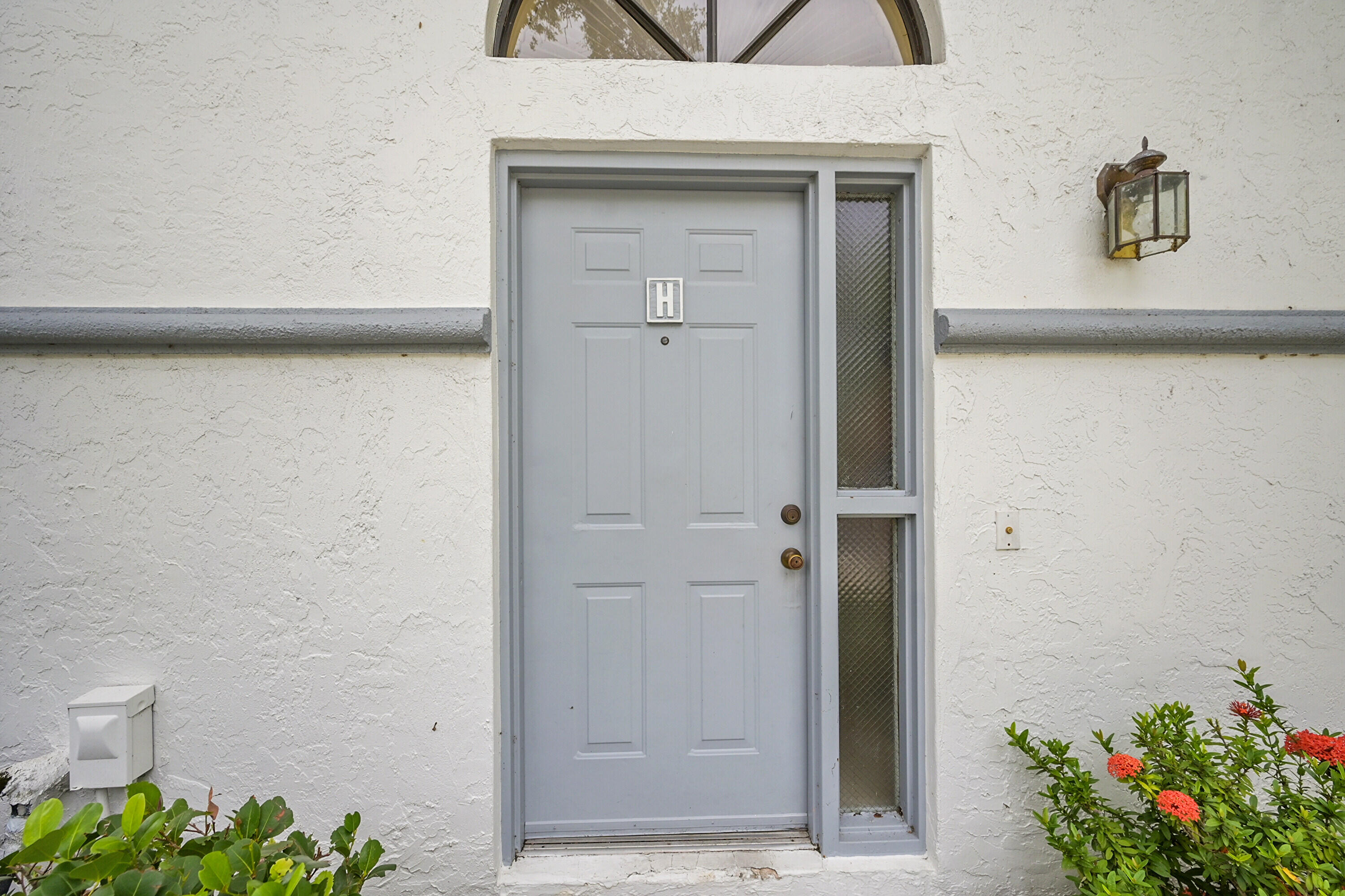 MLS #RX-11136935 image #1