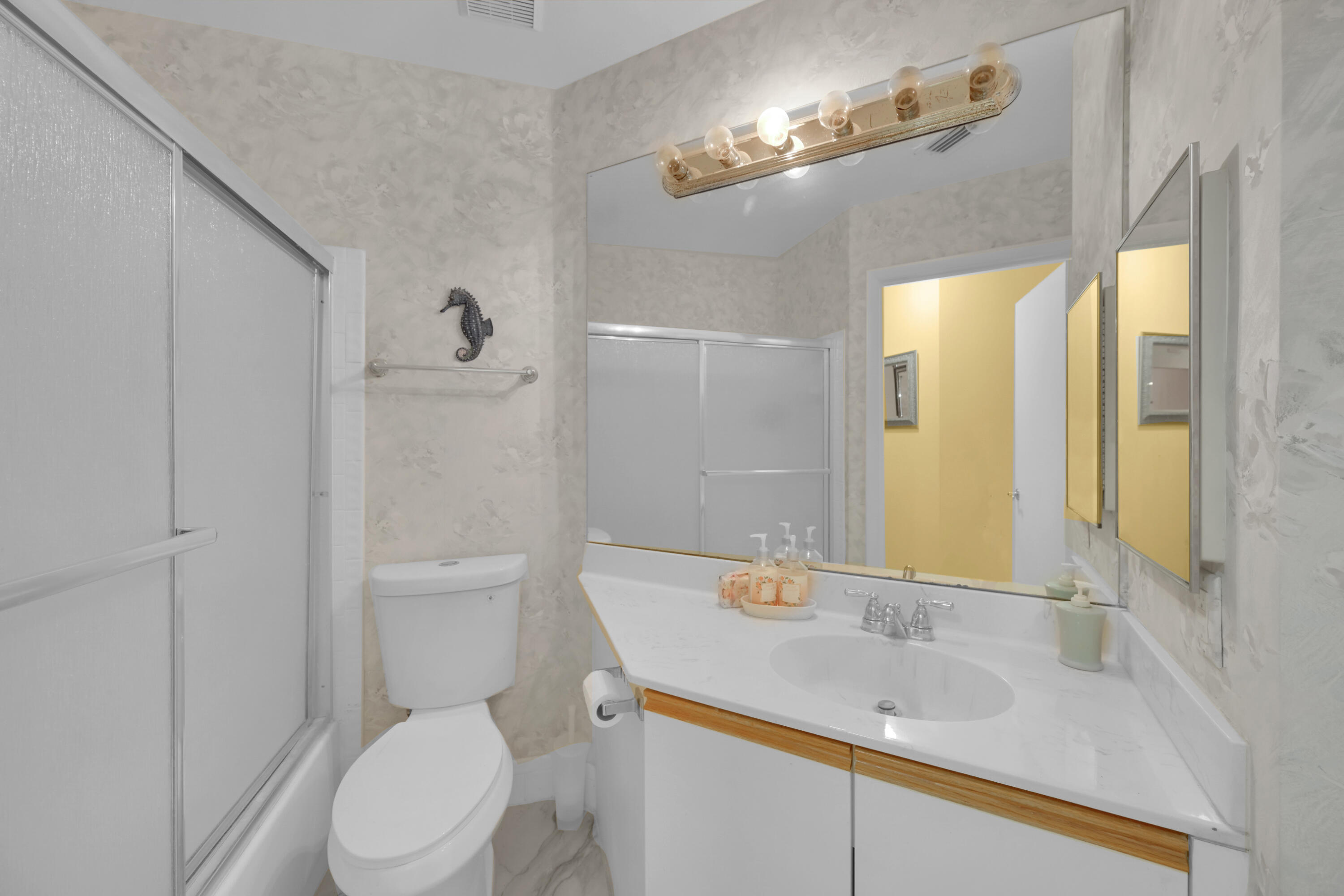 MLS #RX-11136935 image #24