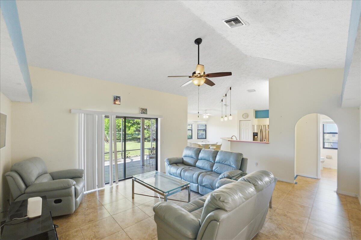 MLS #RX-11136951 image #2