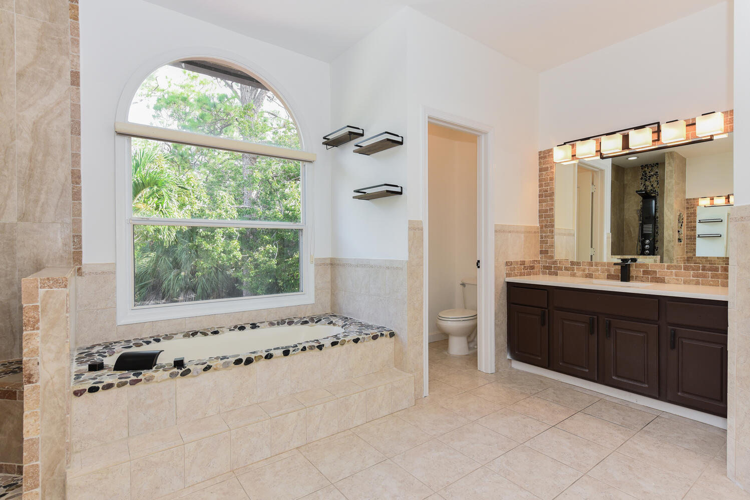 MLS #RX-11136960 image #37