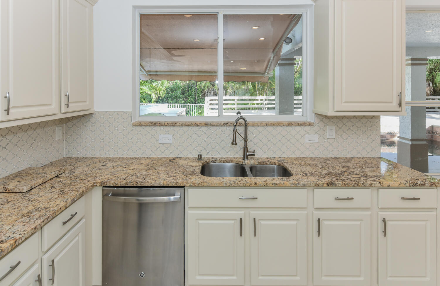 MLS #RX-11136960 image #8