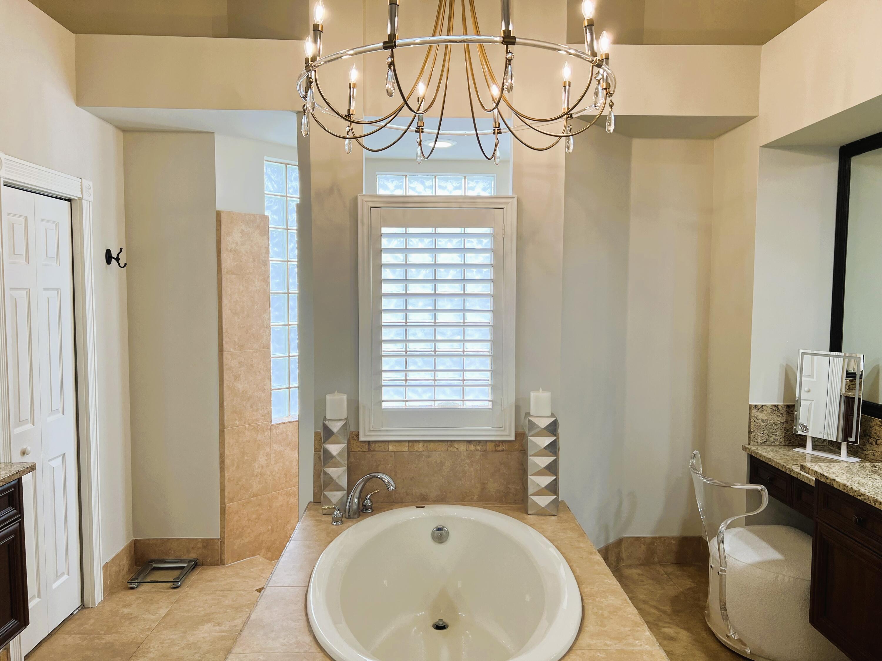 MLS #RX-11136995 image #7