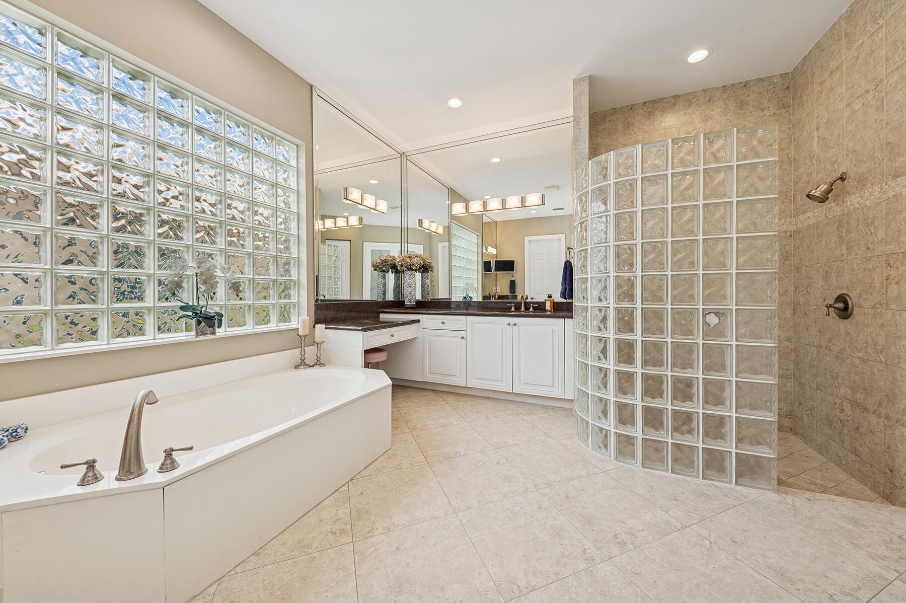 MLS #RX-11136998 image #13