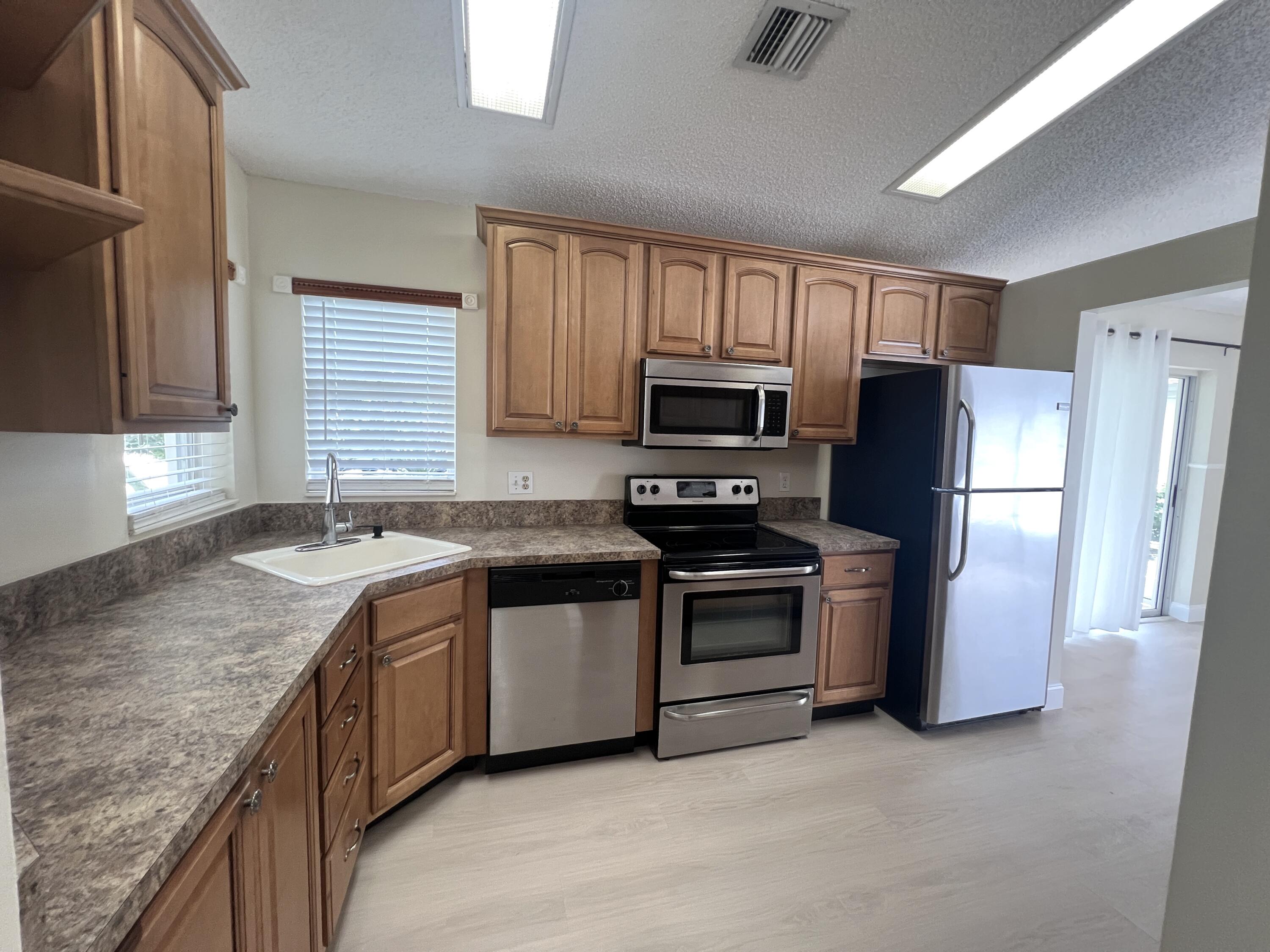 MLS #RX-11137117 image #2