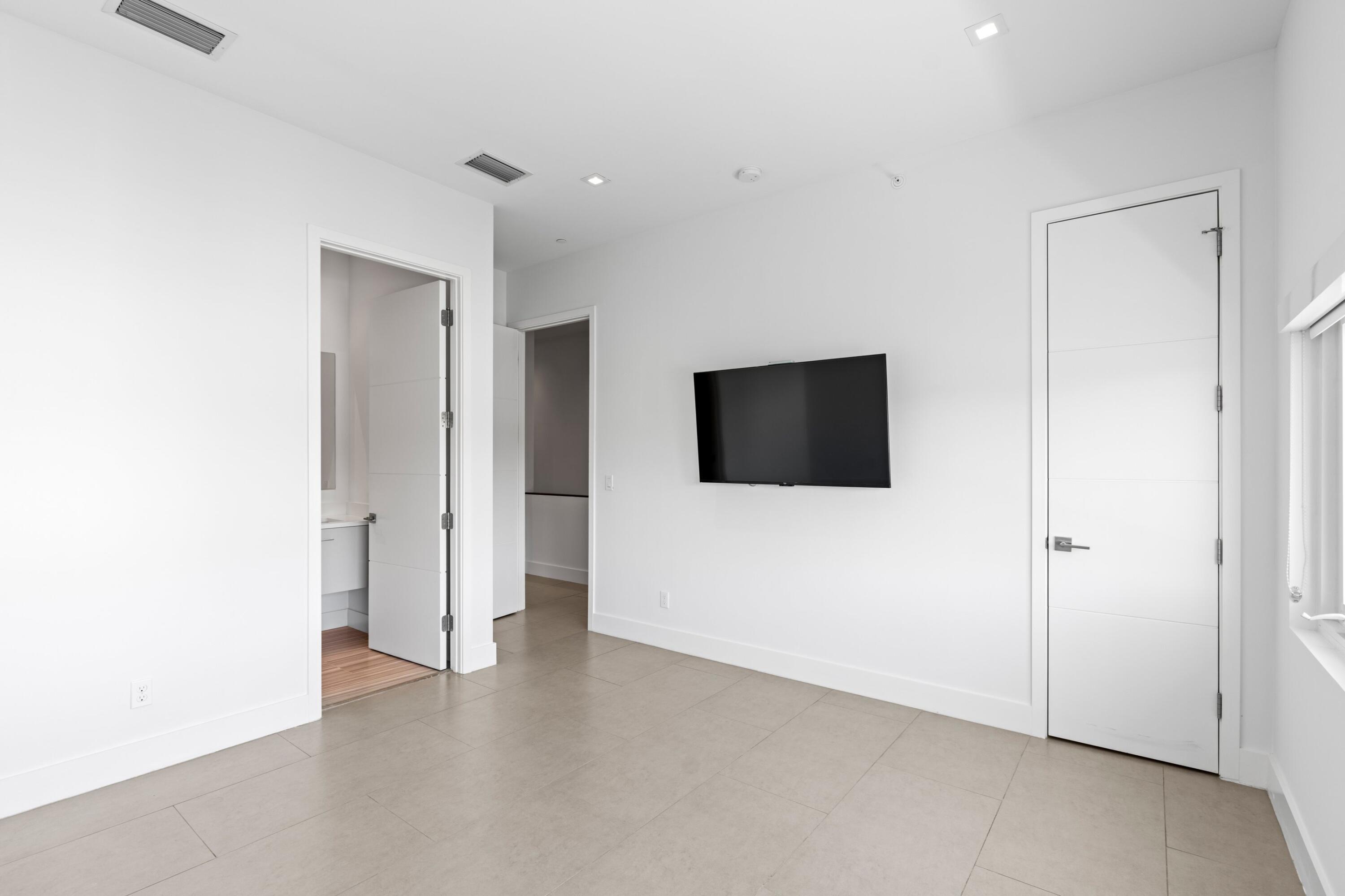 MLS #RX-11137175 image #17