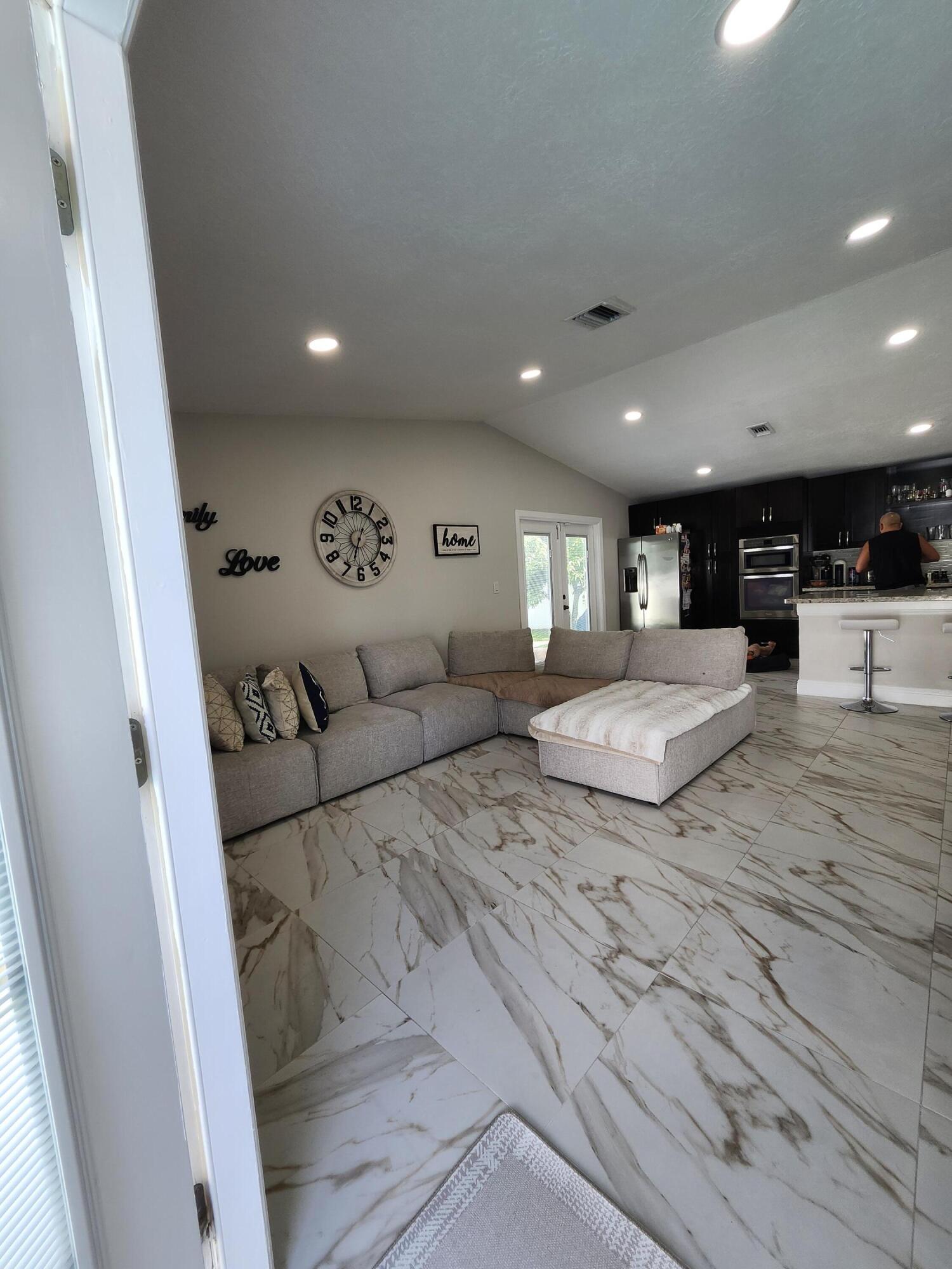 MLS #RX-11137290 image #13