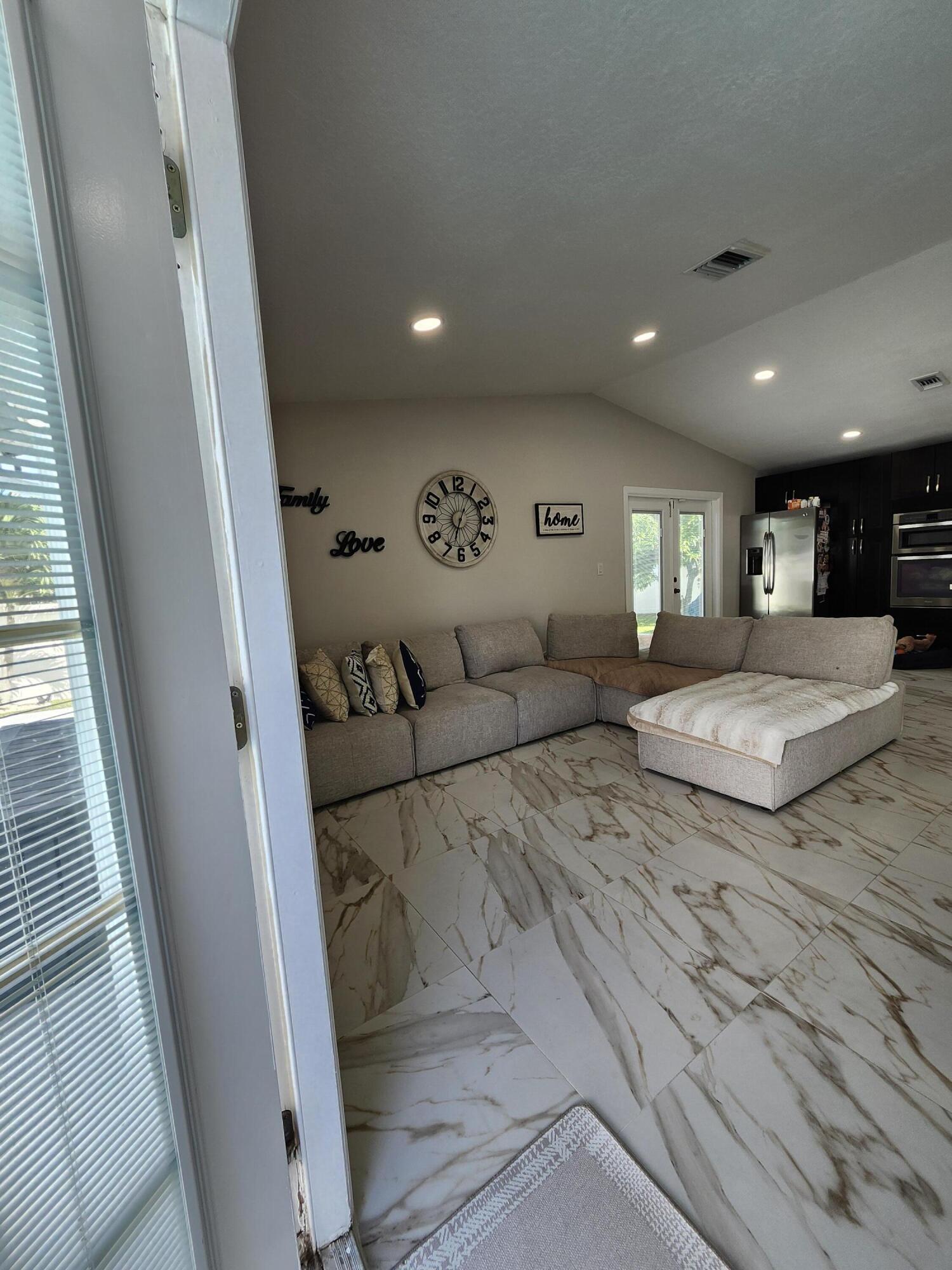 MLS #RX-11137290 image #39