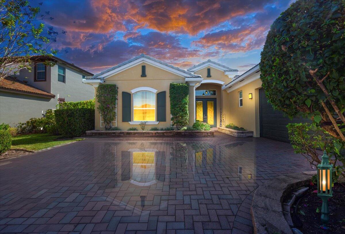 MLS #RX-11137331 image #1