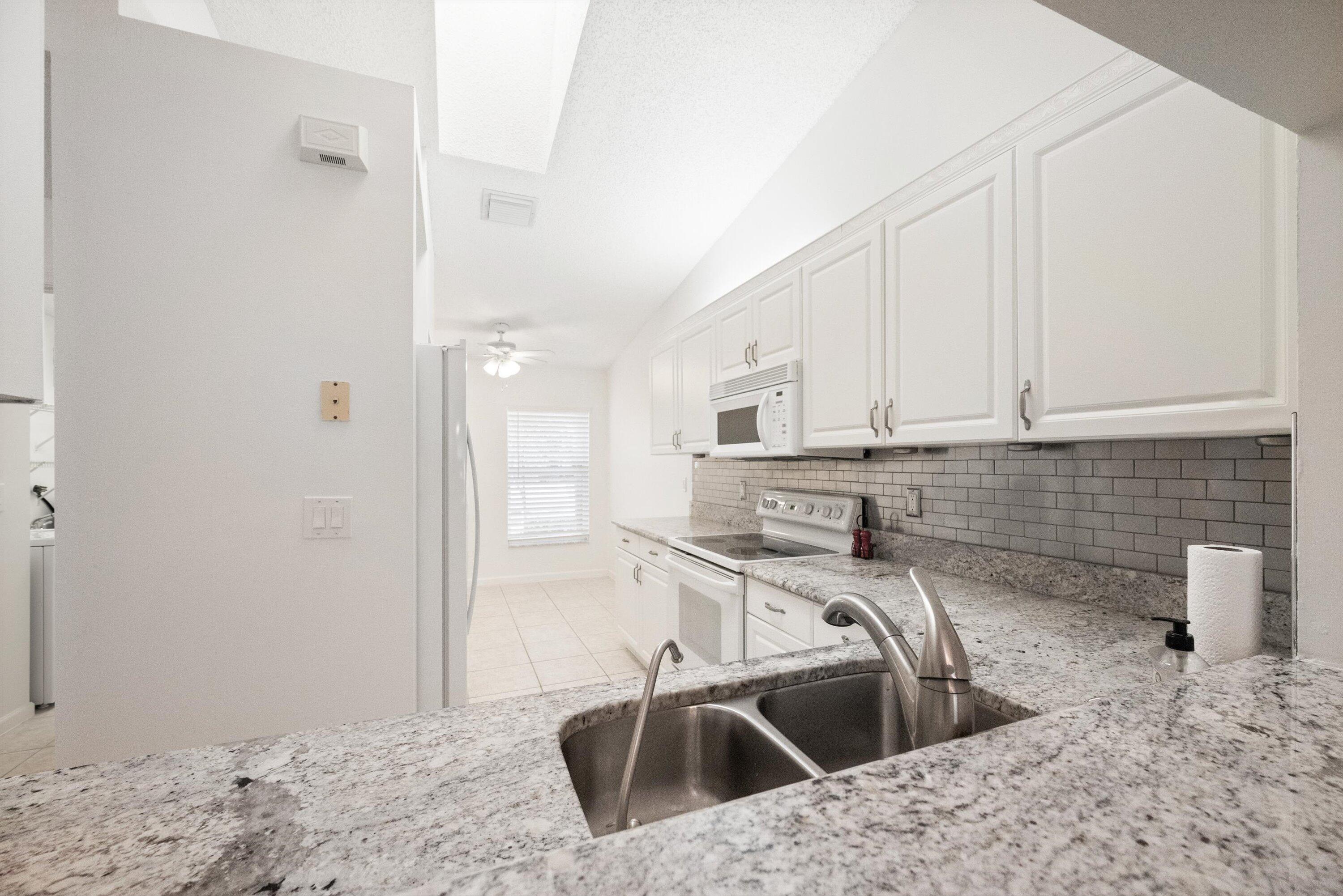 MLS #RX-11137389 image #8