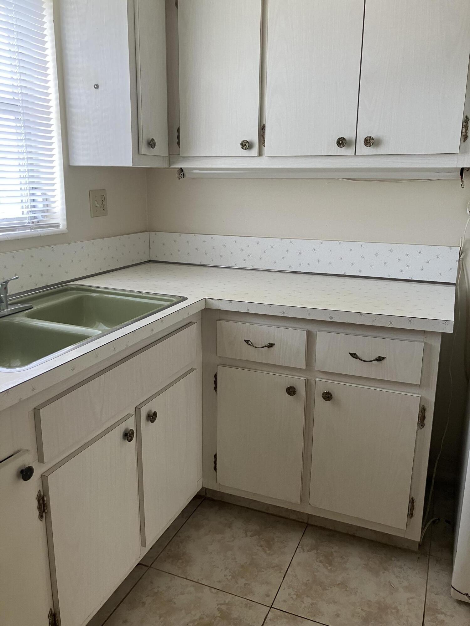 MLS #RX-11137680 image #2