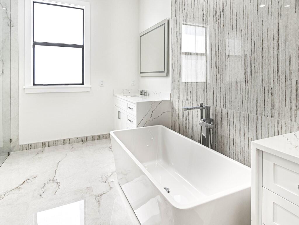 MLS #RX-11137863 image #25