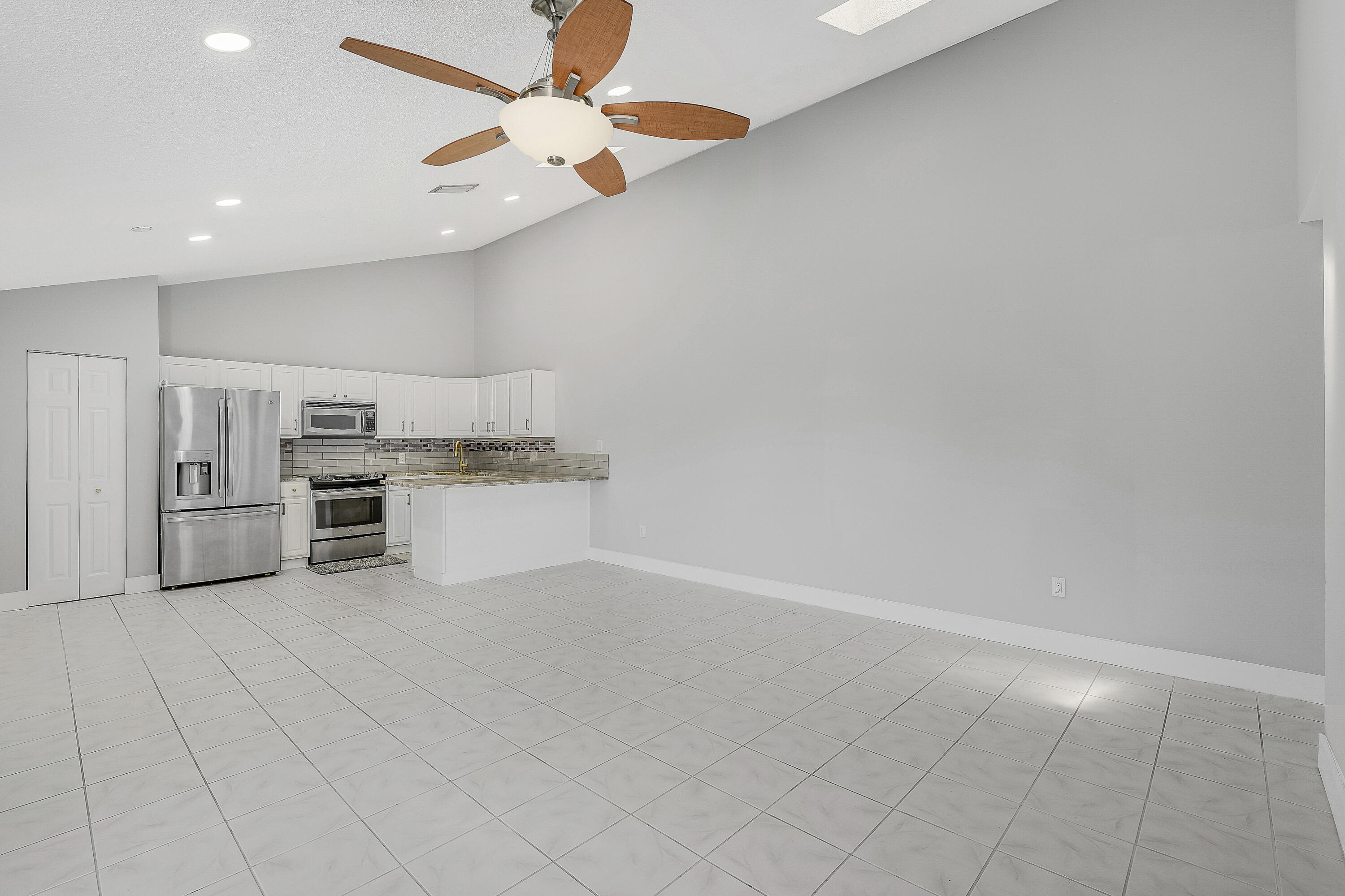 MLS #RX-11138032 image #7