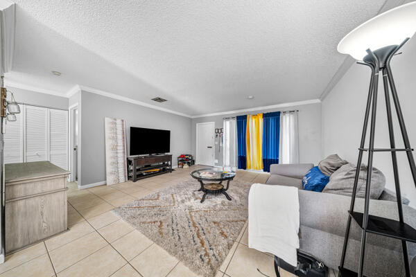 MLS #RX-11138038 image #4