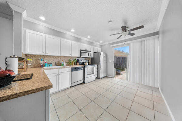 MLS #RX-11138038 image #8