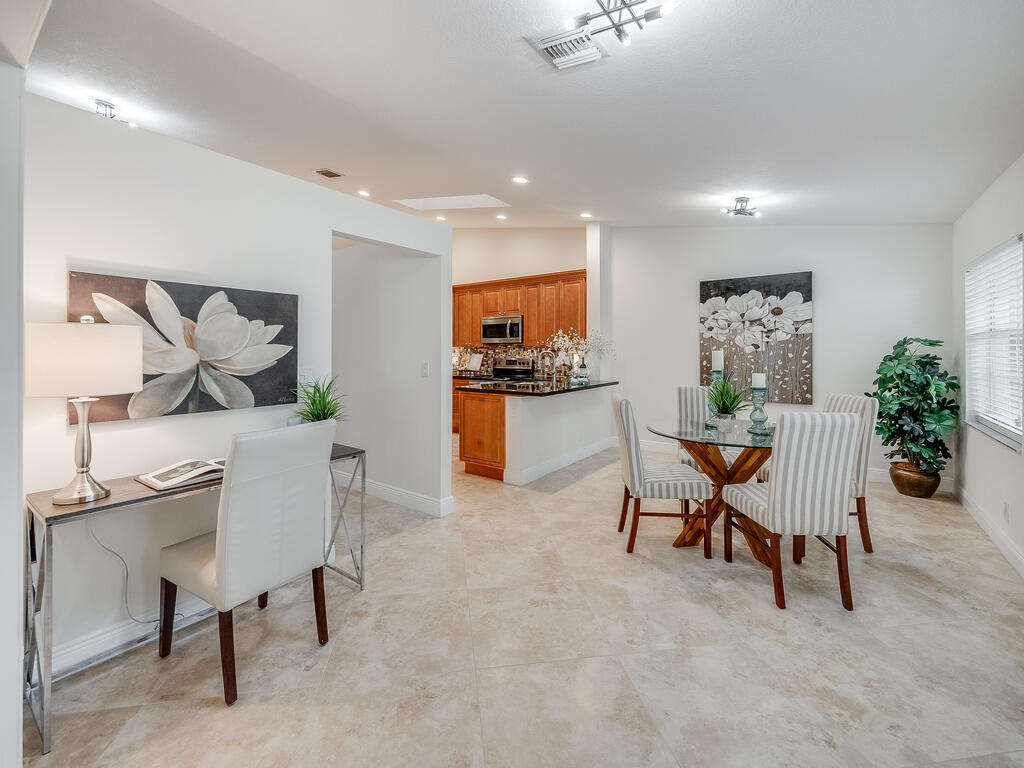 MLS #RX-11138107 image #10