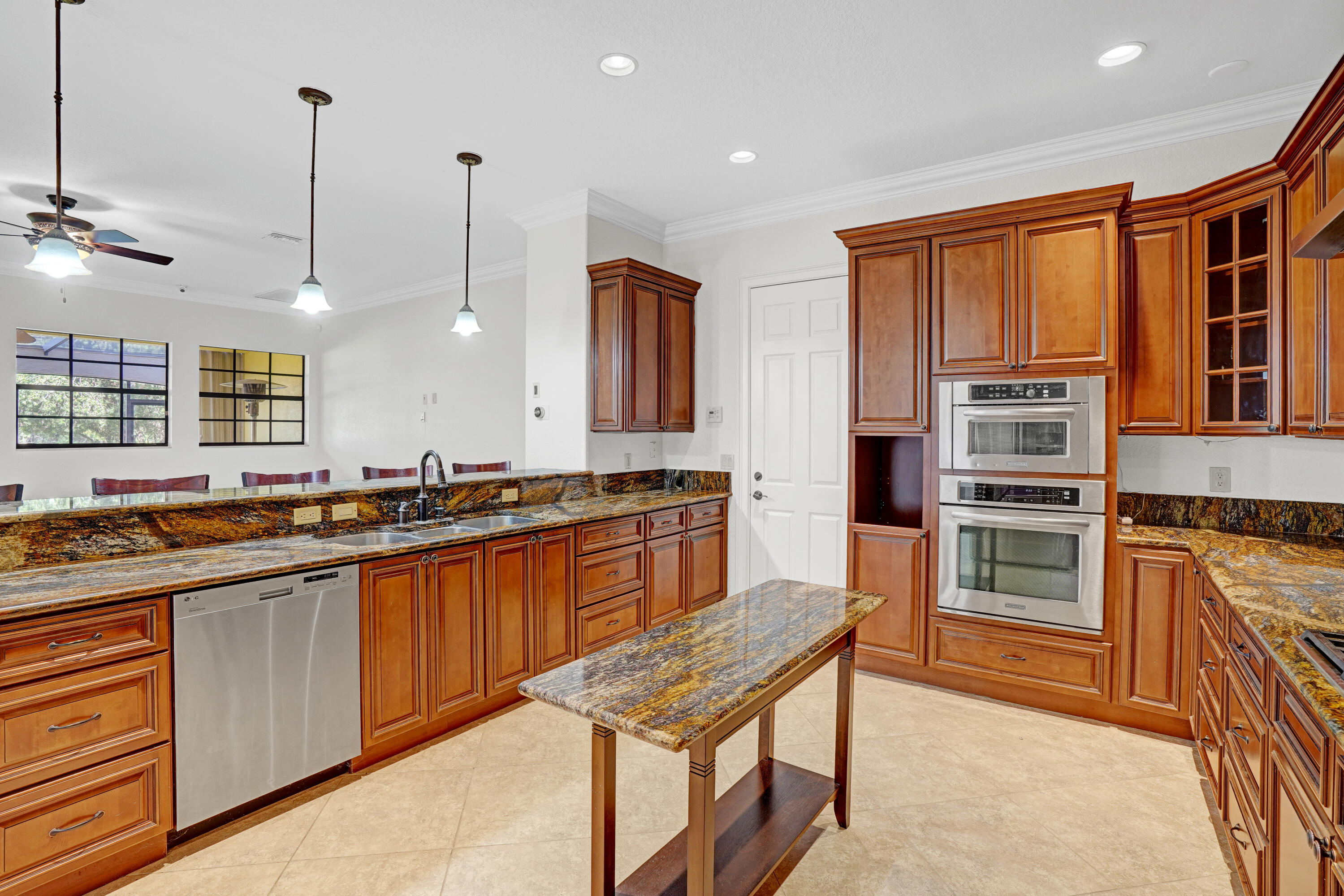 MLS #RX-11138191 image #10