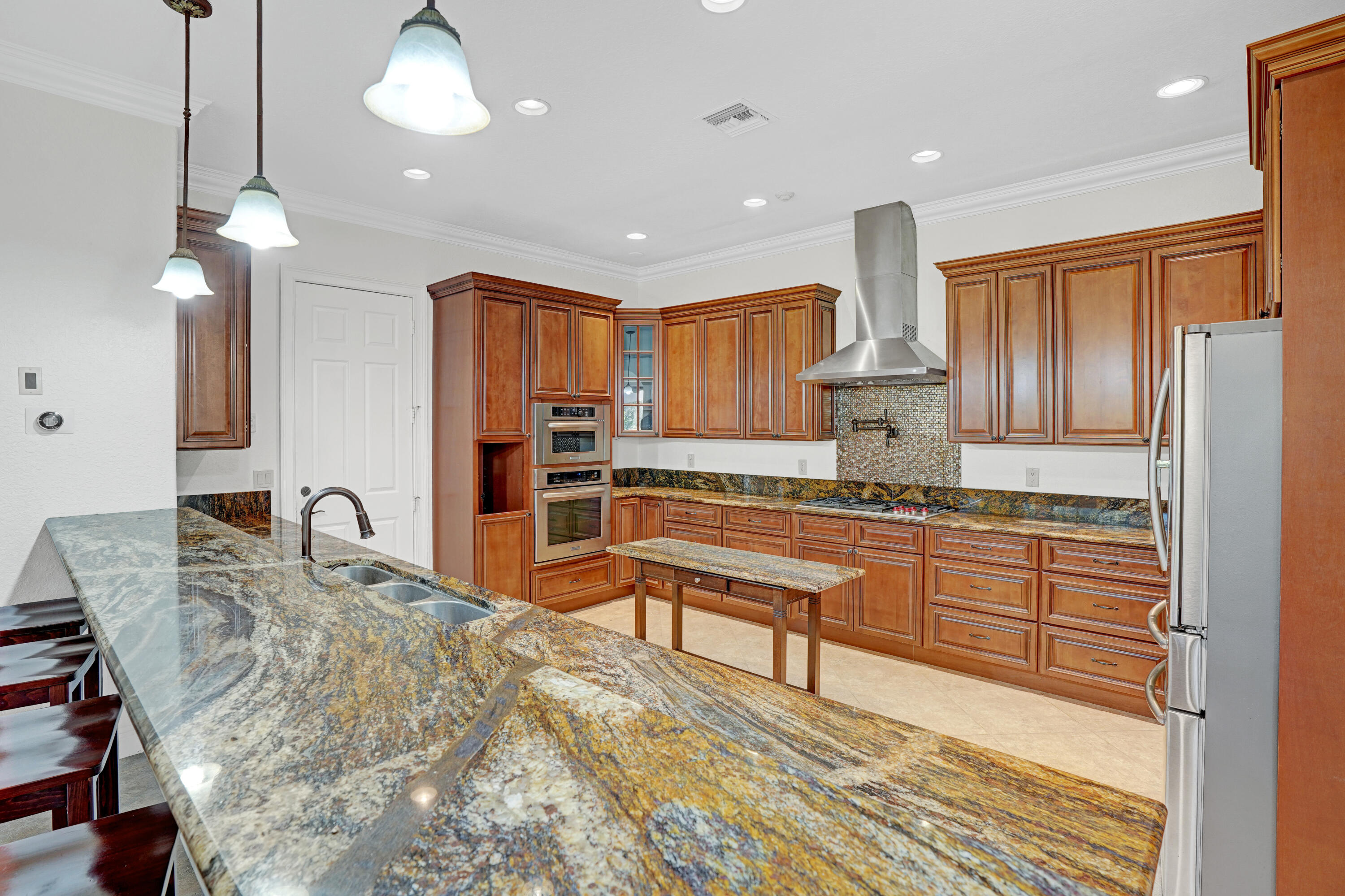 MLS #RX-11138191 image #9