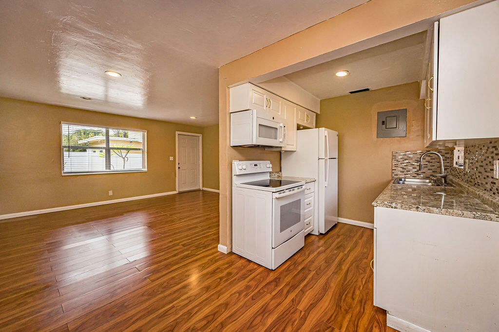 MLS #RX-11138198 image #12