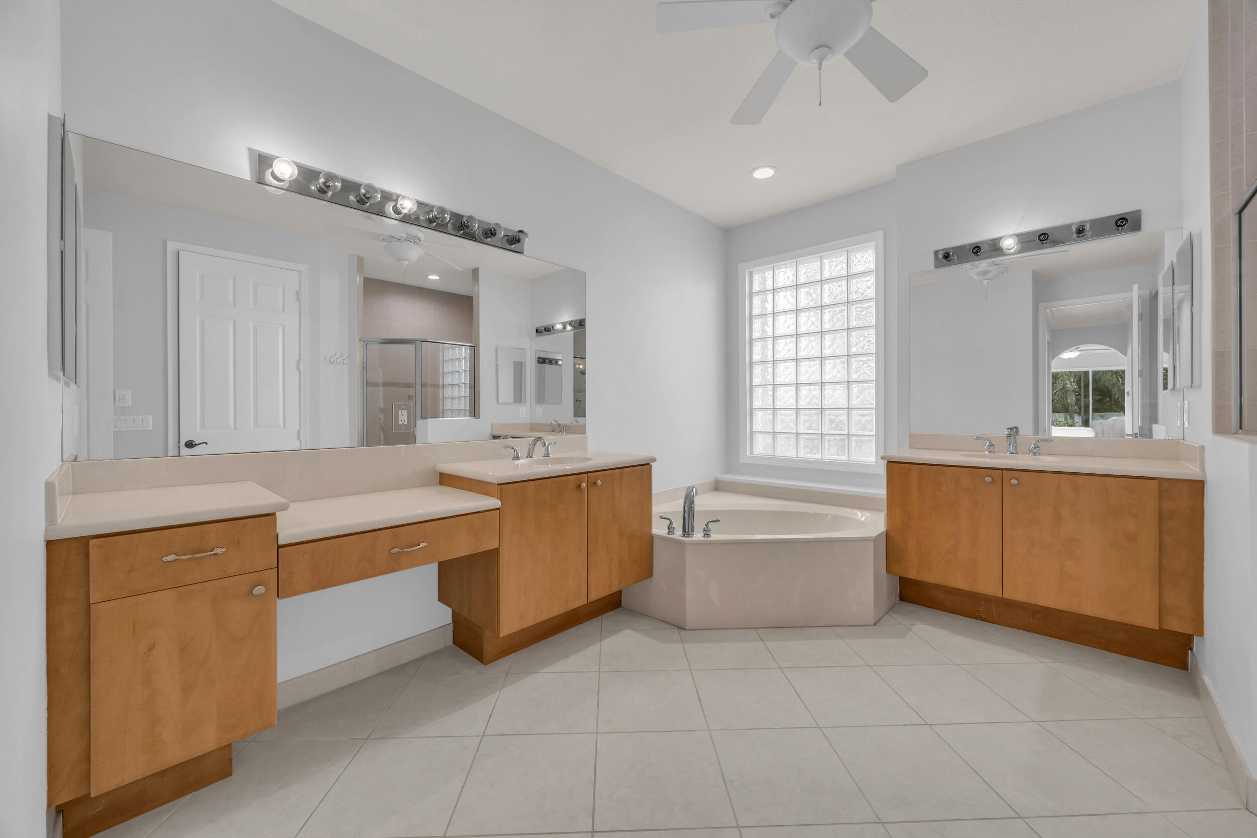 MLS #RX-11138245 image #27