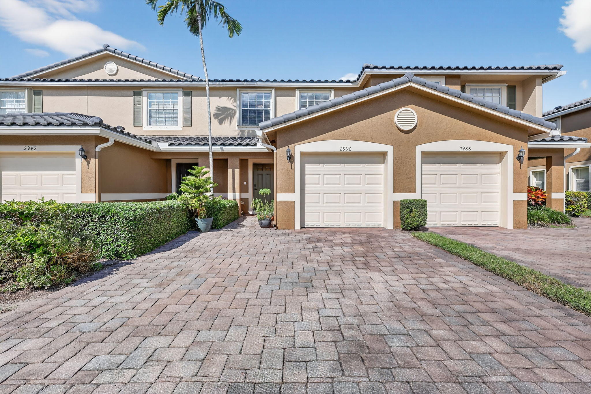 MLS #RX-11138367 image #0