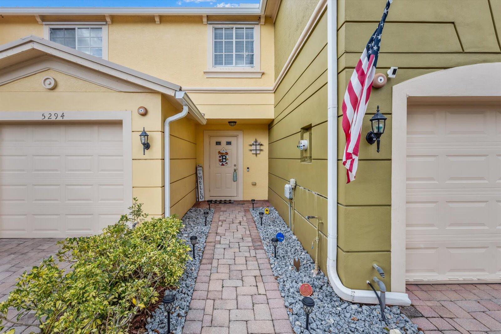 MLS #RX-11138503 image #1