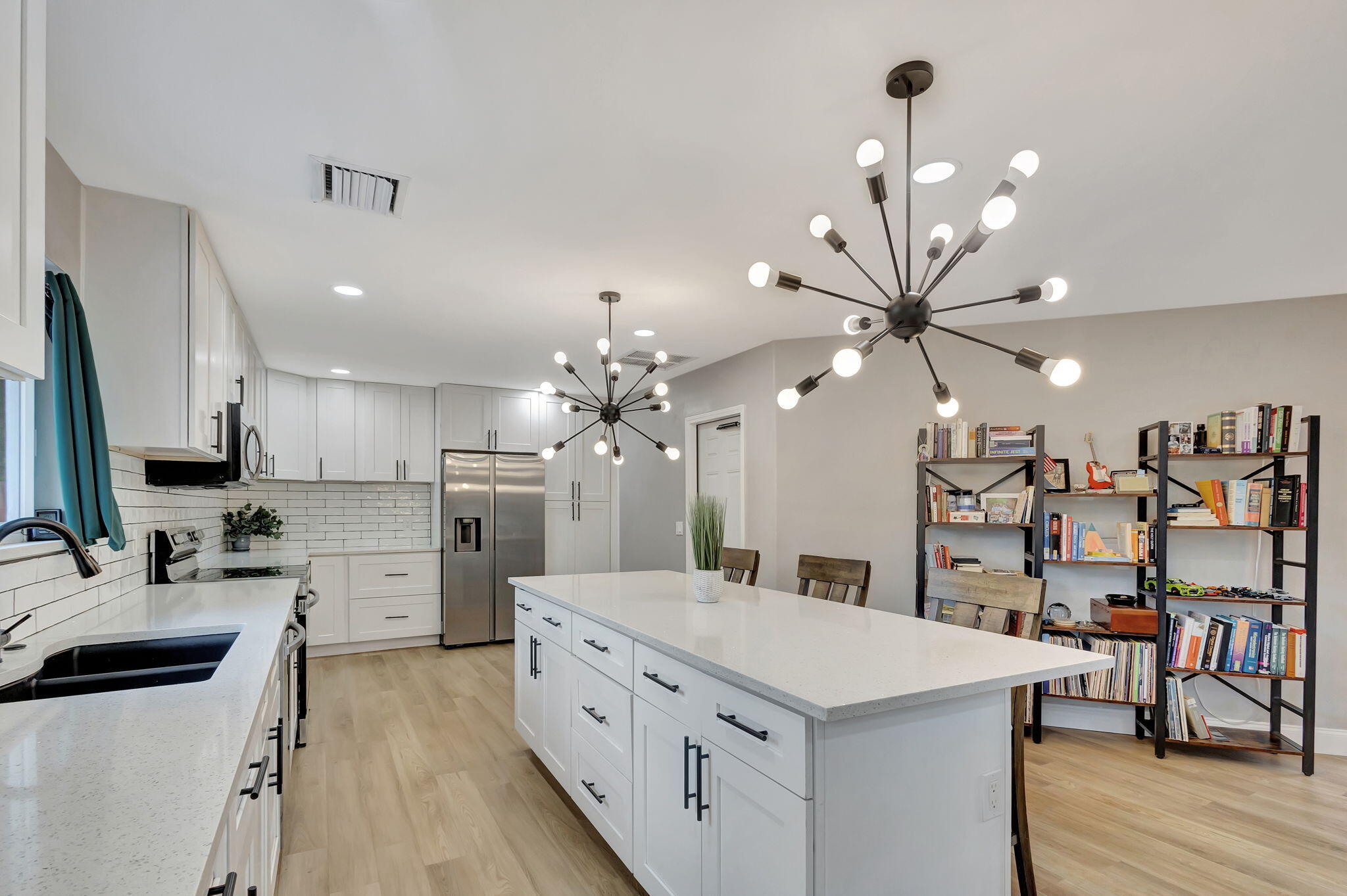 MLS #RX-11138658 image #1