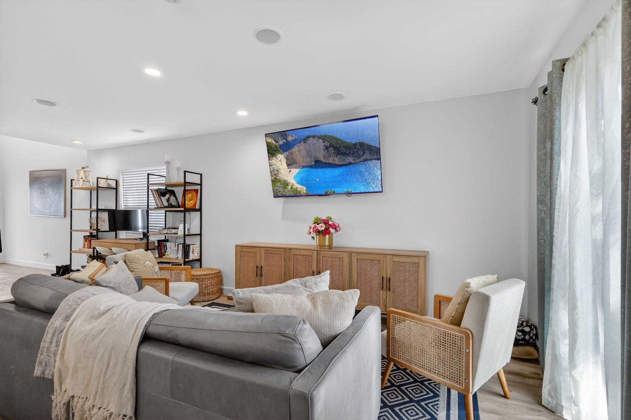 MLS #RX-11138885 image #1