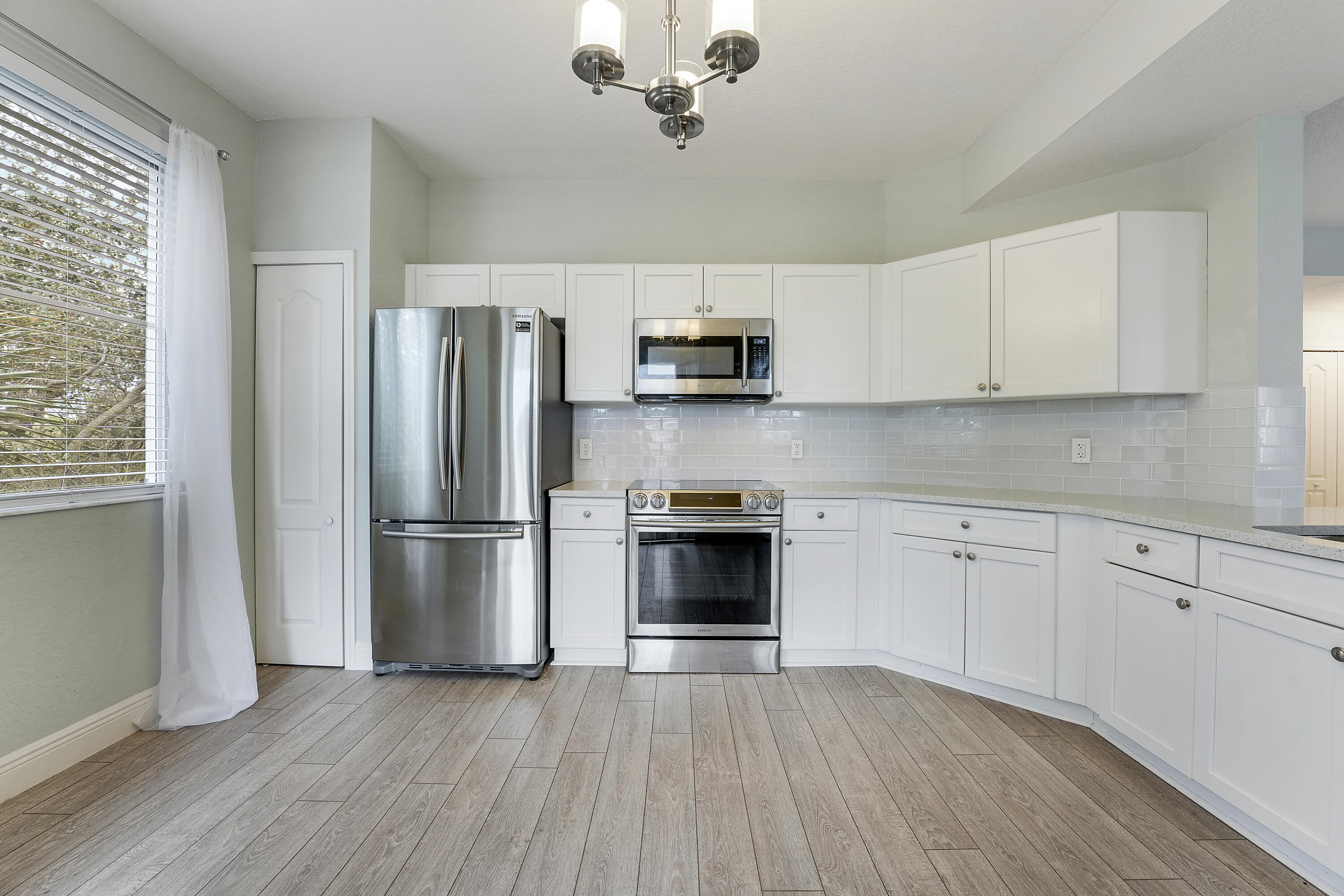 MLS #RX-11139040 image #5