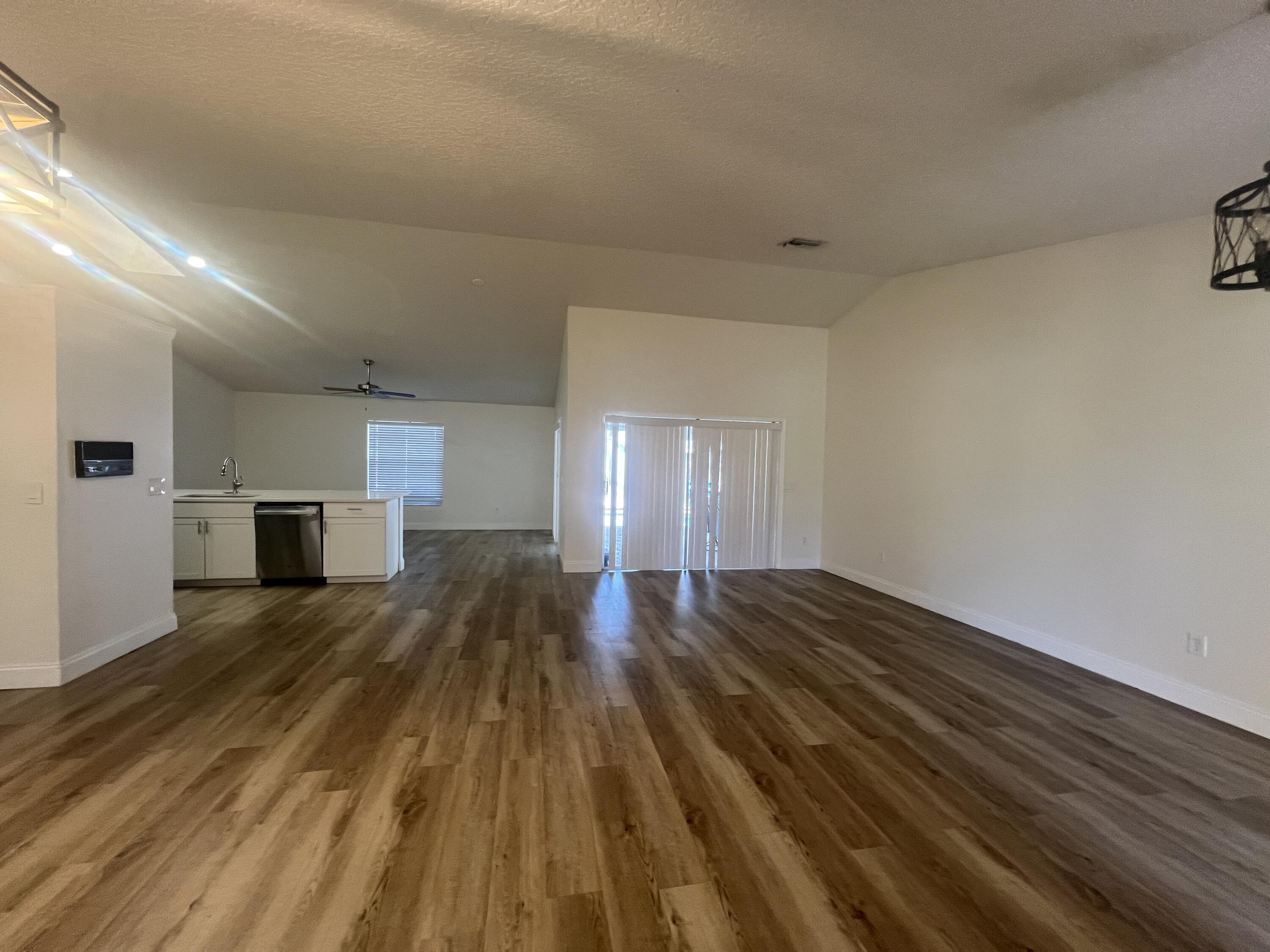 MLS #RX-11139074 image #2