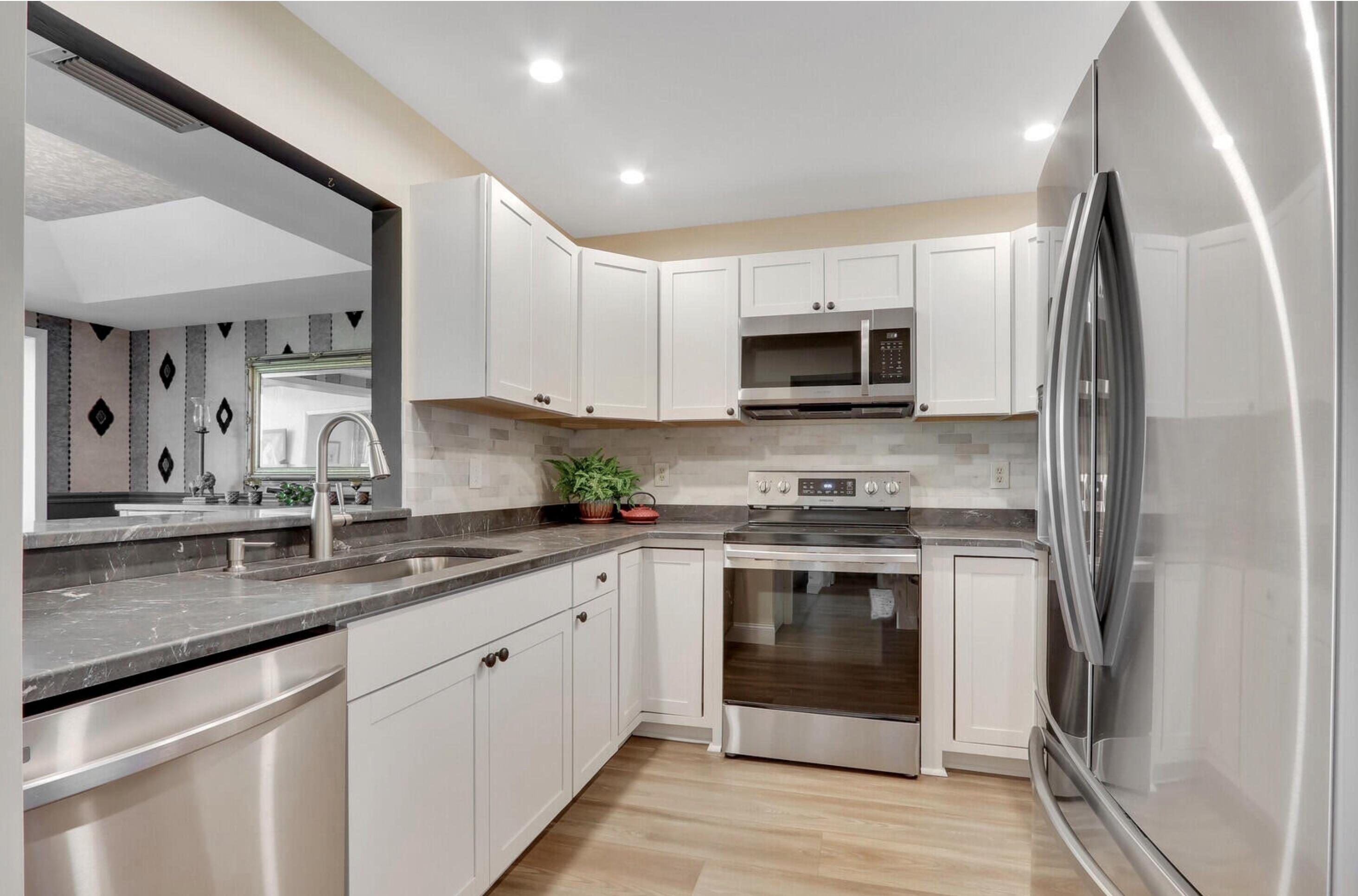 MLS #RX-10564815 image #24