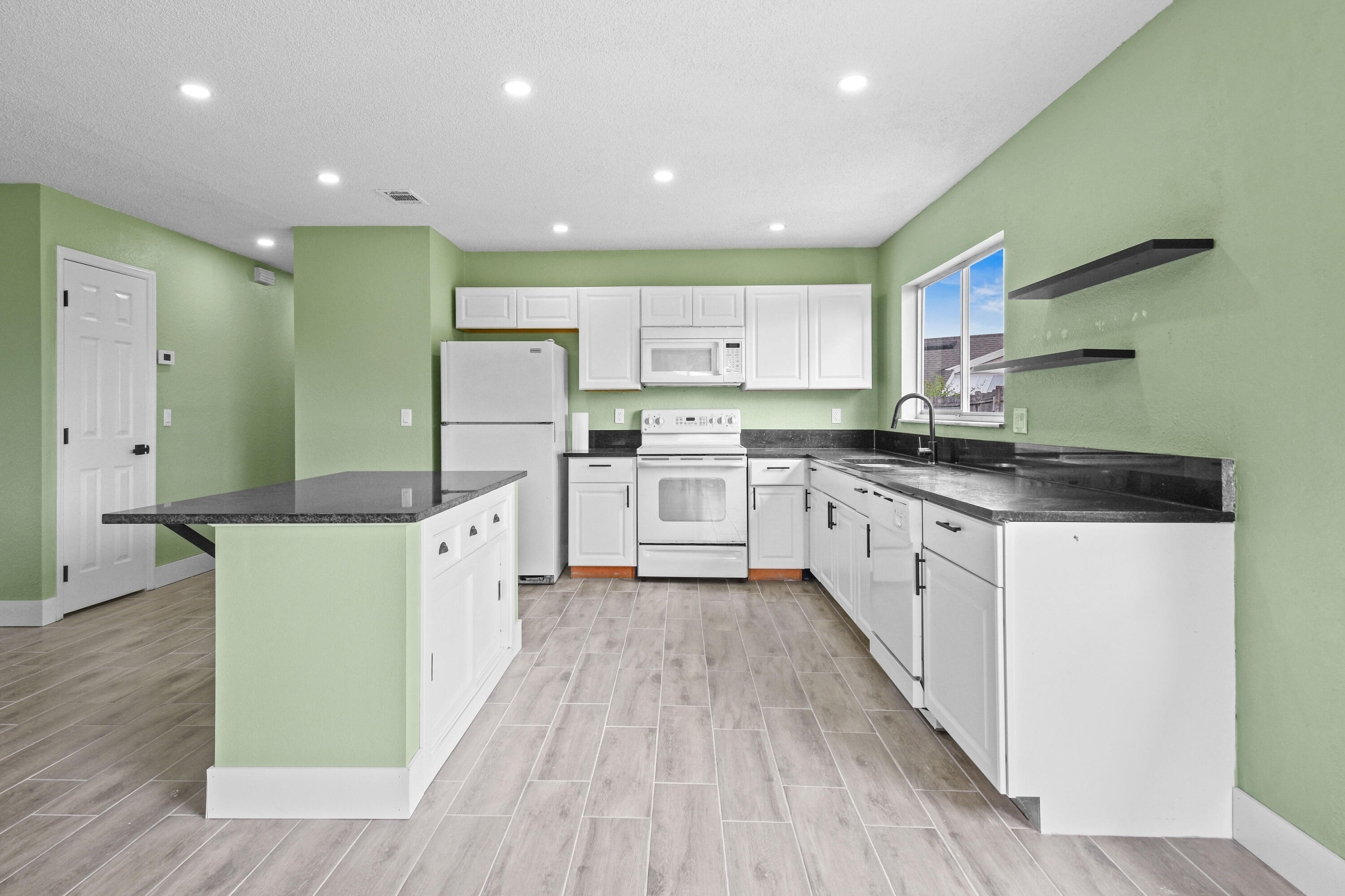 MLS #RX-11139253 image #4