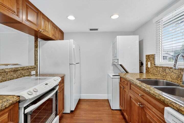 MLS #RX-10438797 image #11