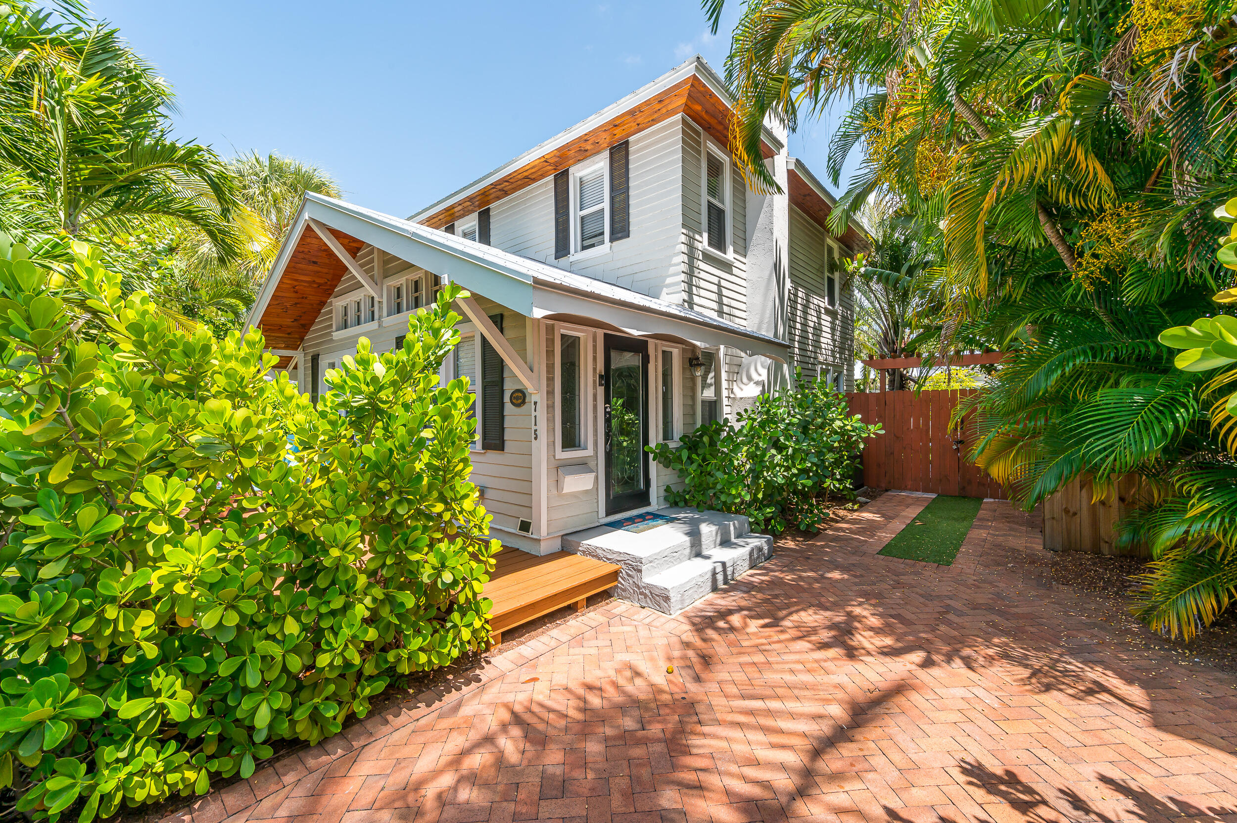 MLS #RX-11139409 image #0