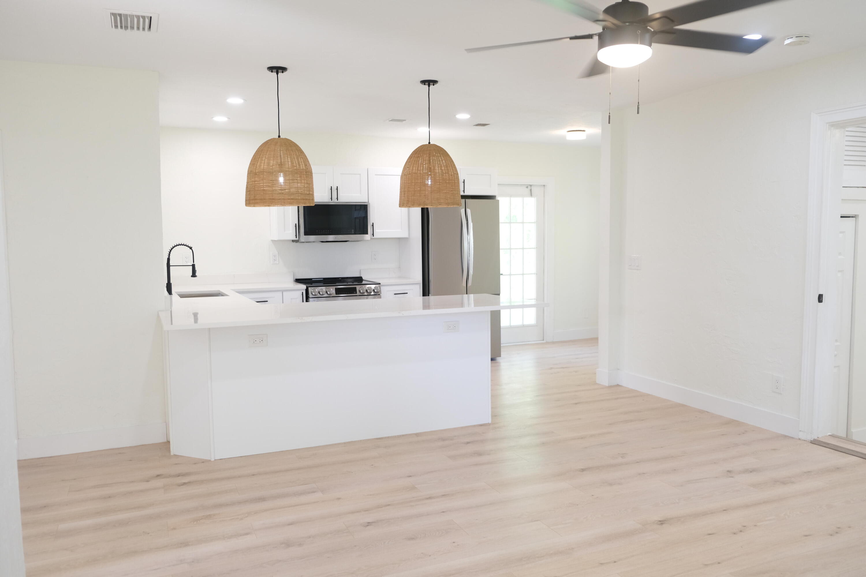 MLS #RX-11139410 image #2