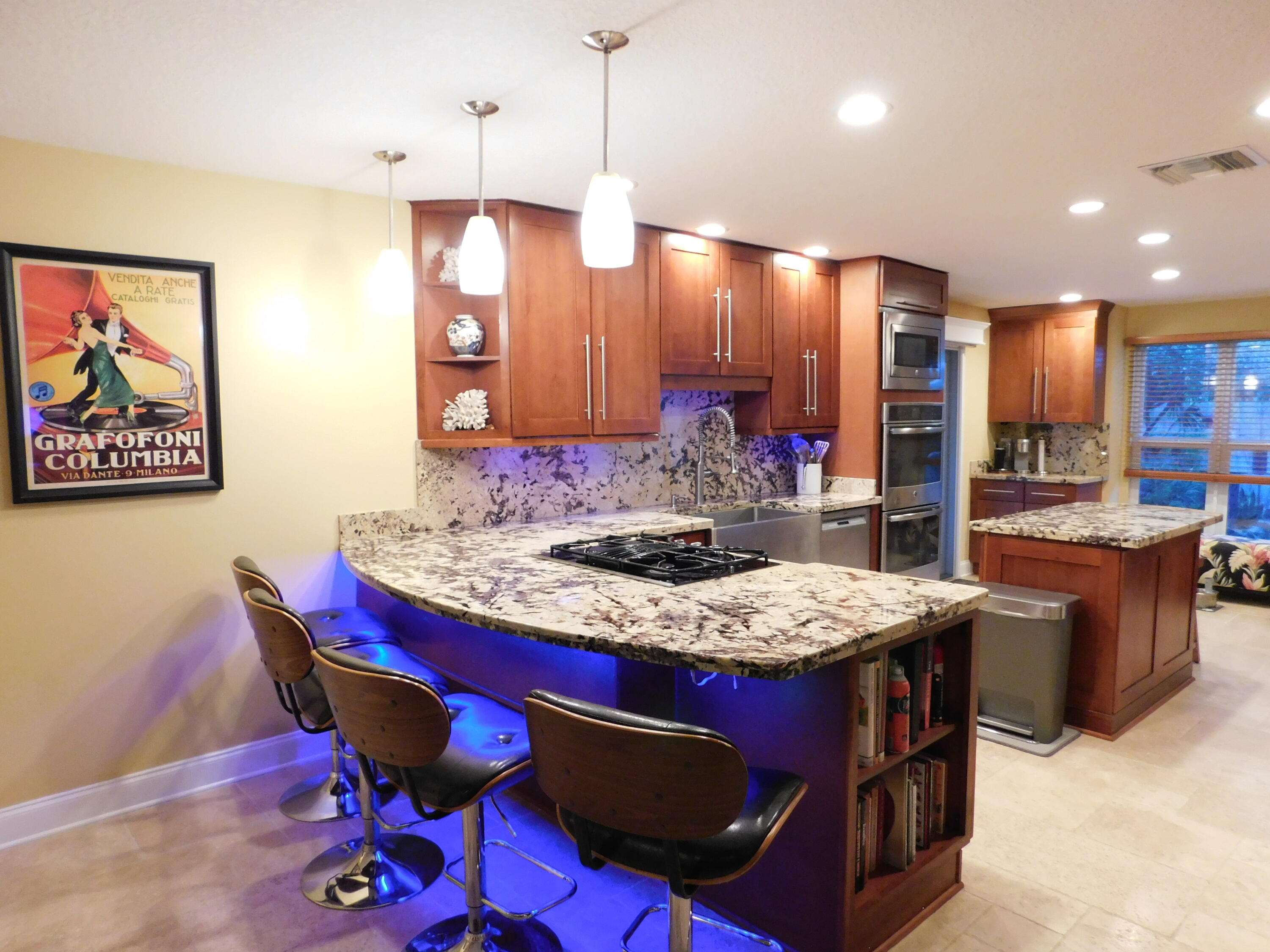 MLS #RX-11139518 image #1