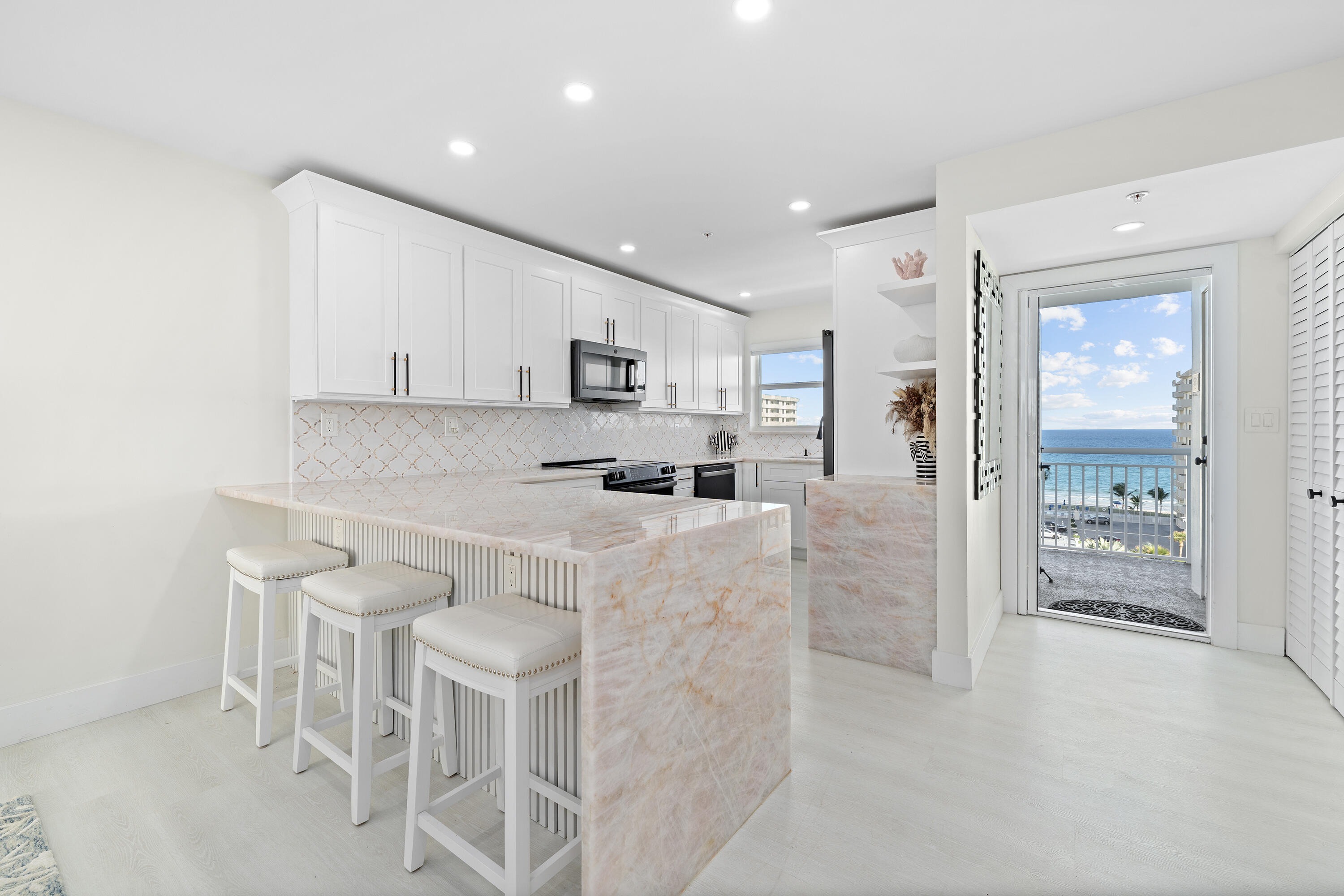 MLS #RX-11068766 image #3