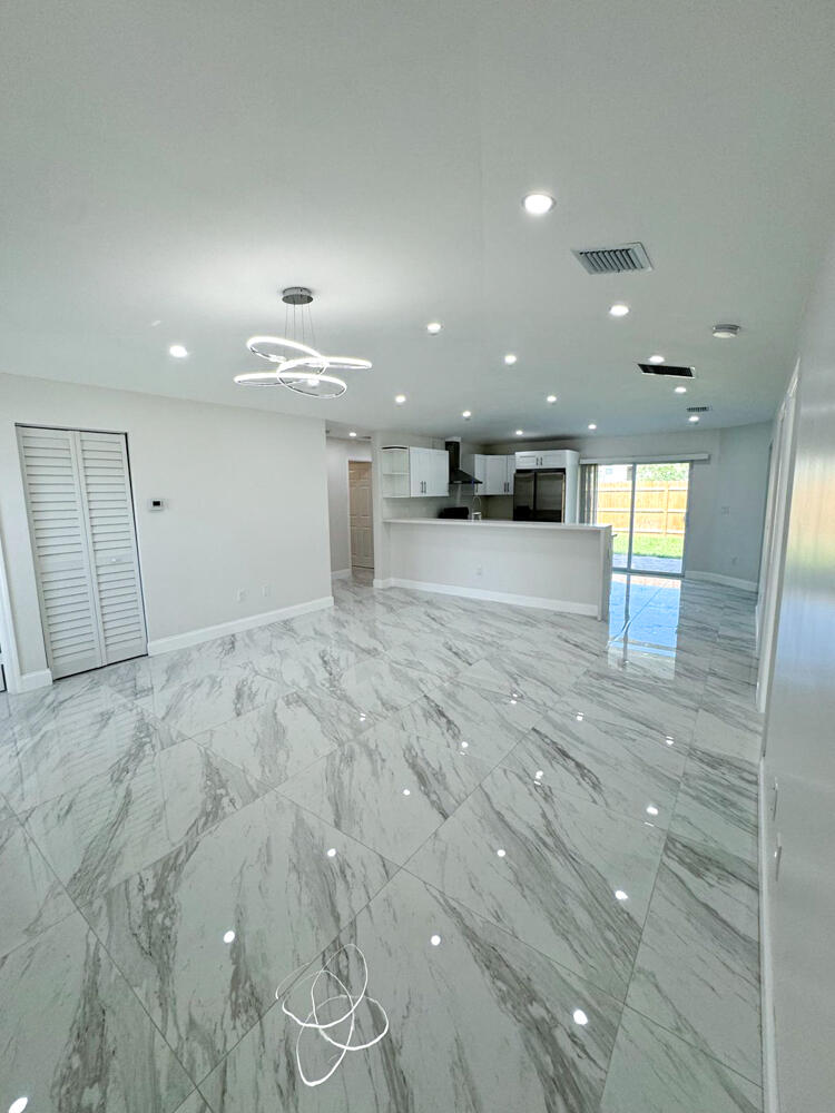 MLS #RX-11139693 image #4