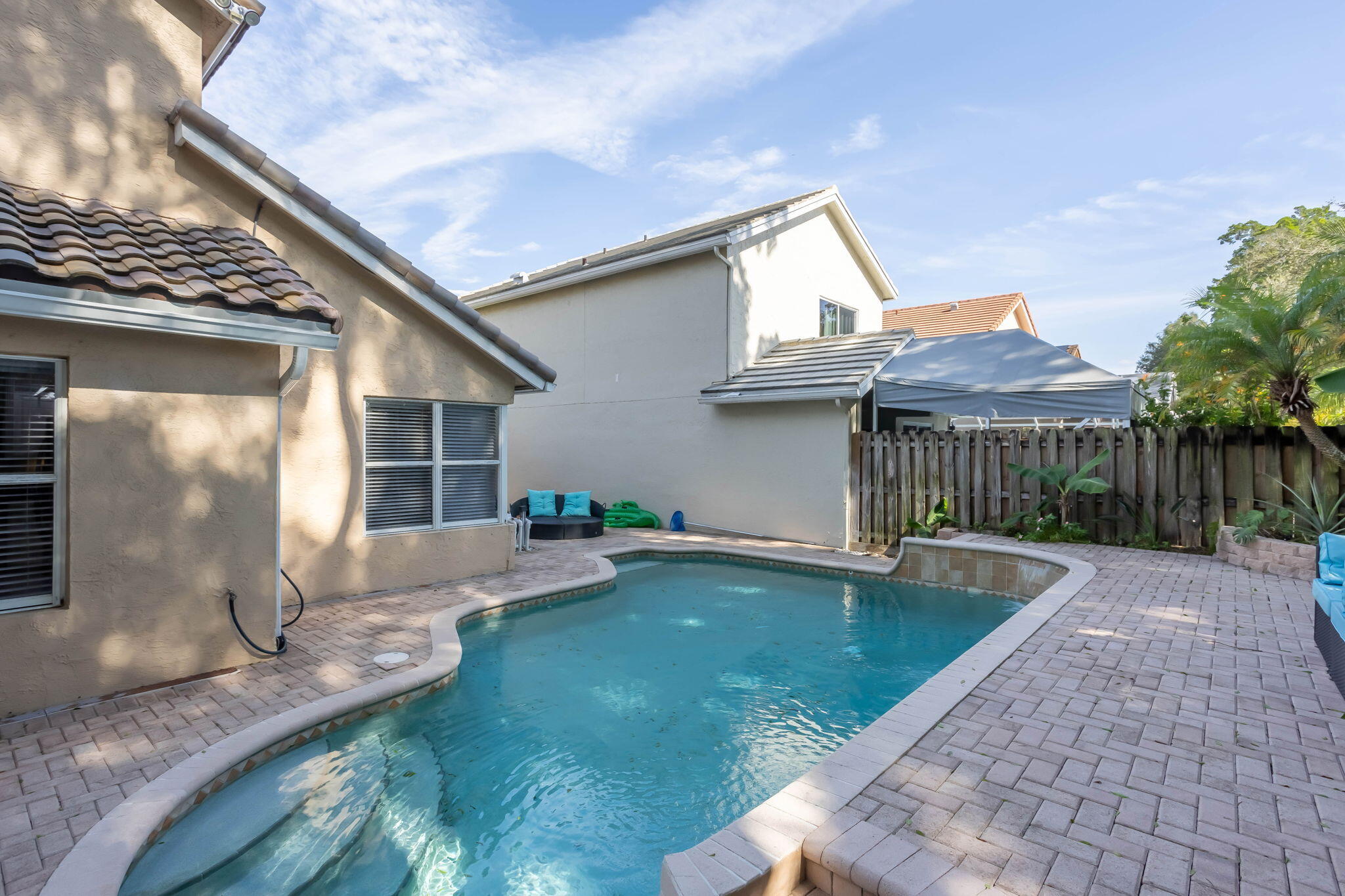 MLS #RX-11139865 image #1