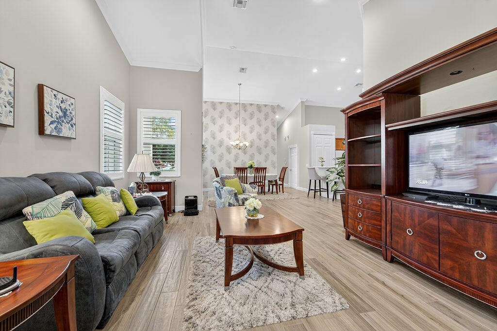 MLS #RX-11139924 image #11