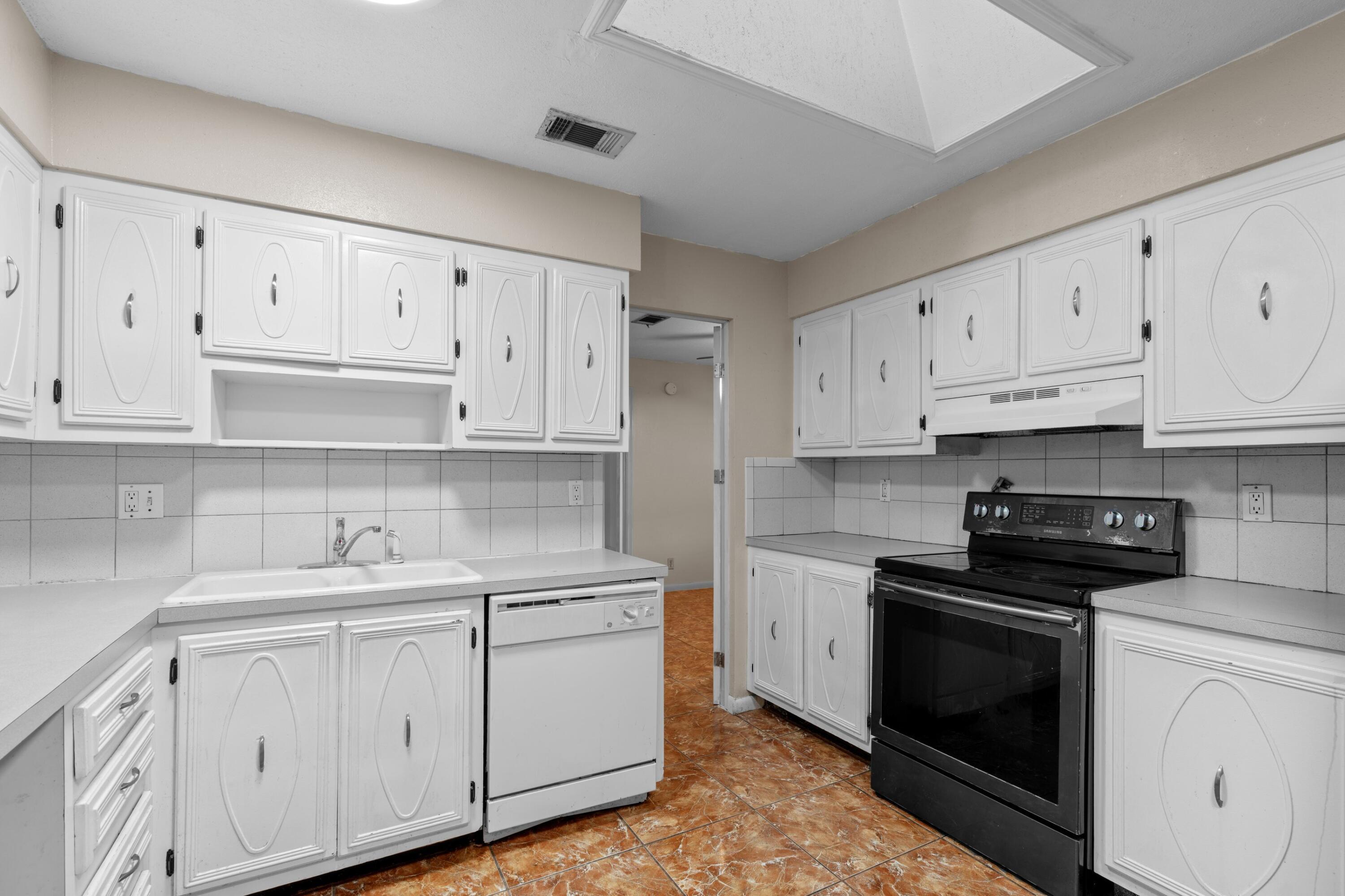 MLS #RX-11139958 image #7