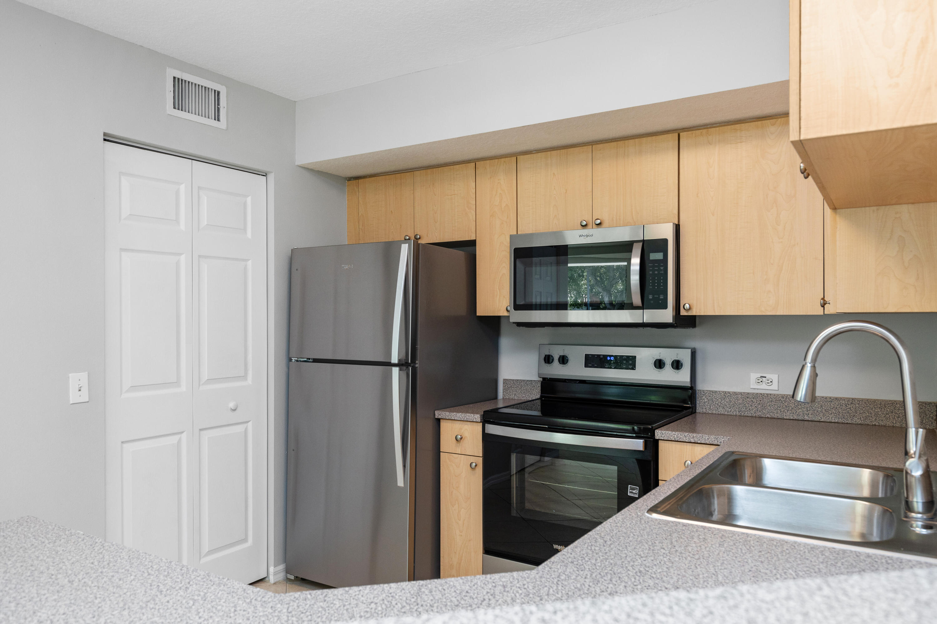 MLS #RX-11139960 image #2