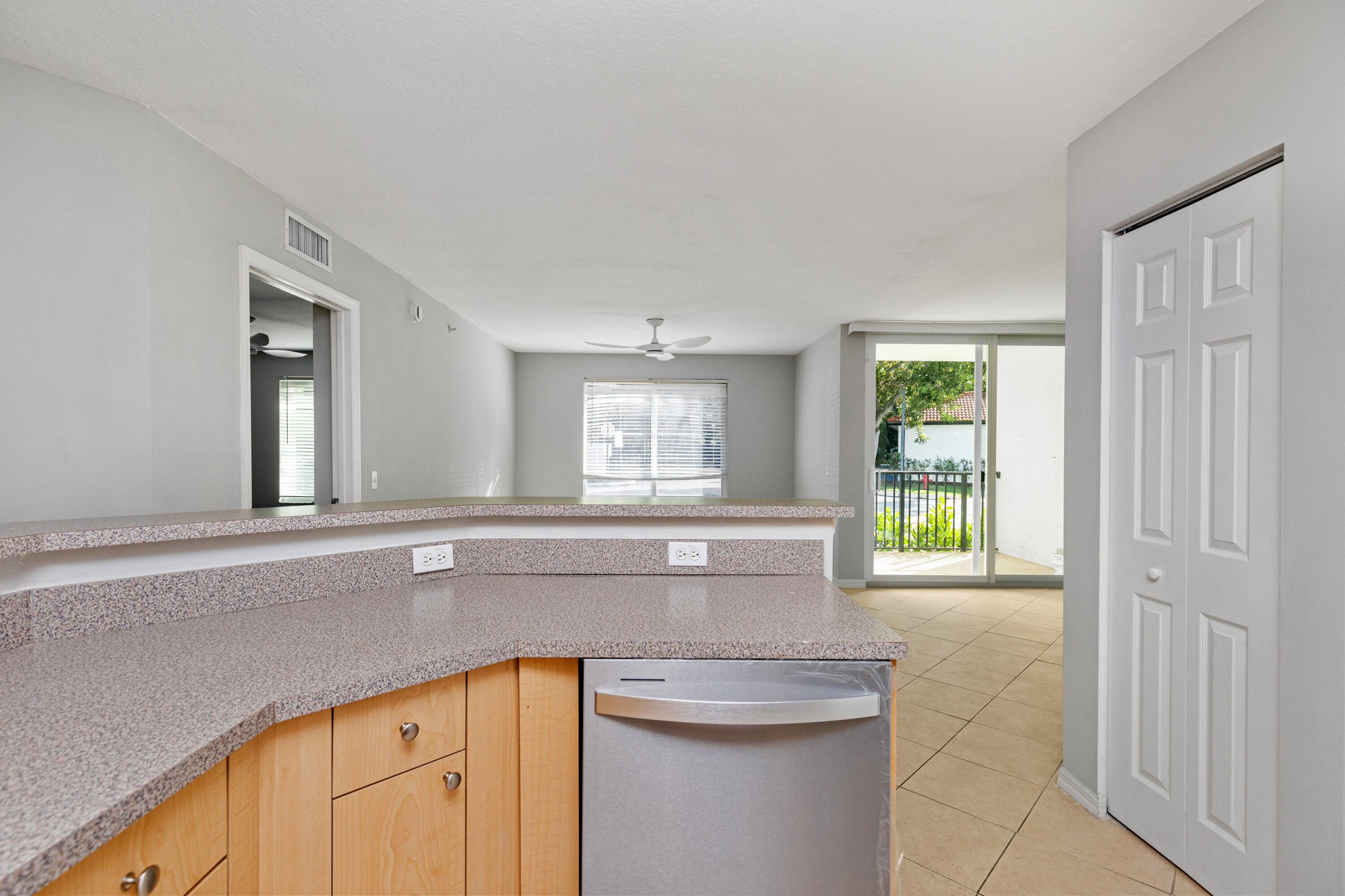 MLS #RX-11139960 image #3